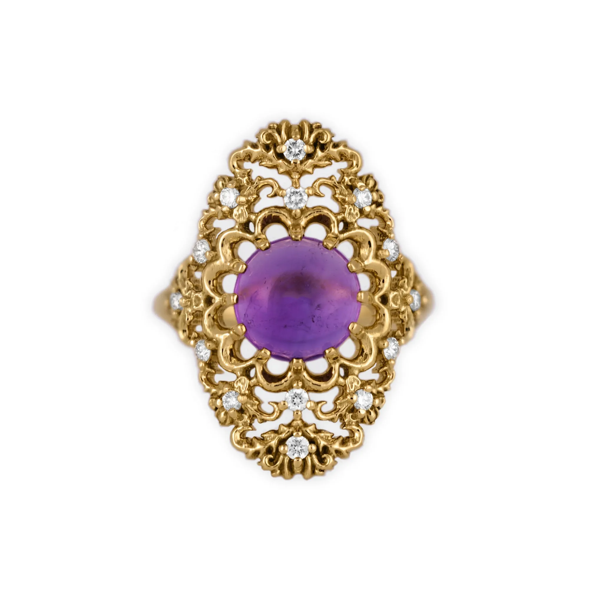 Amethyst Oval Ring in 18K Yellow Gold with Diamonds