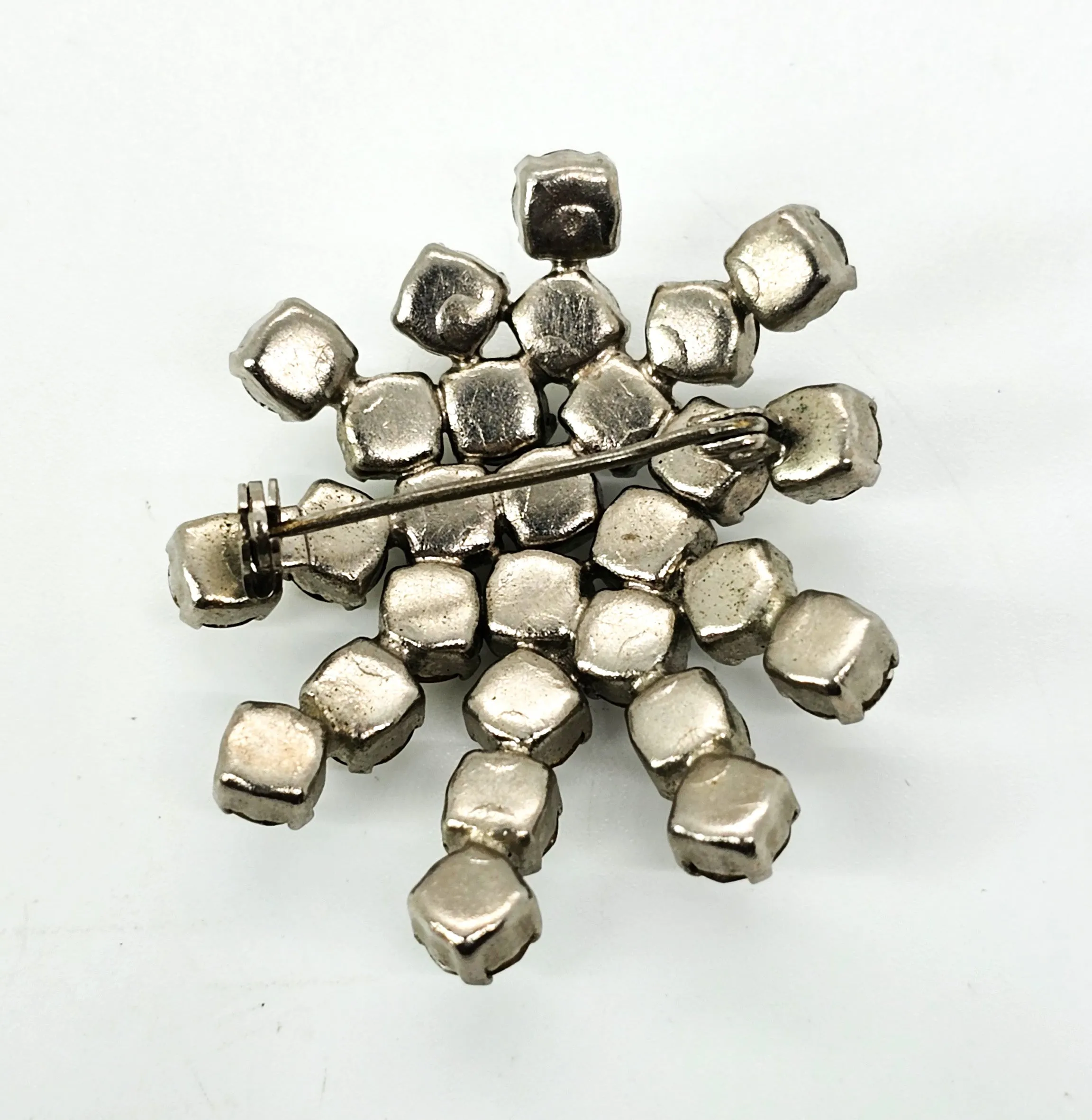 Atomic scatter clear rhinestone vintage retro 1960's brooch