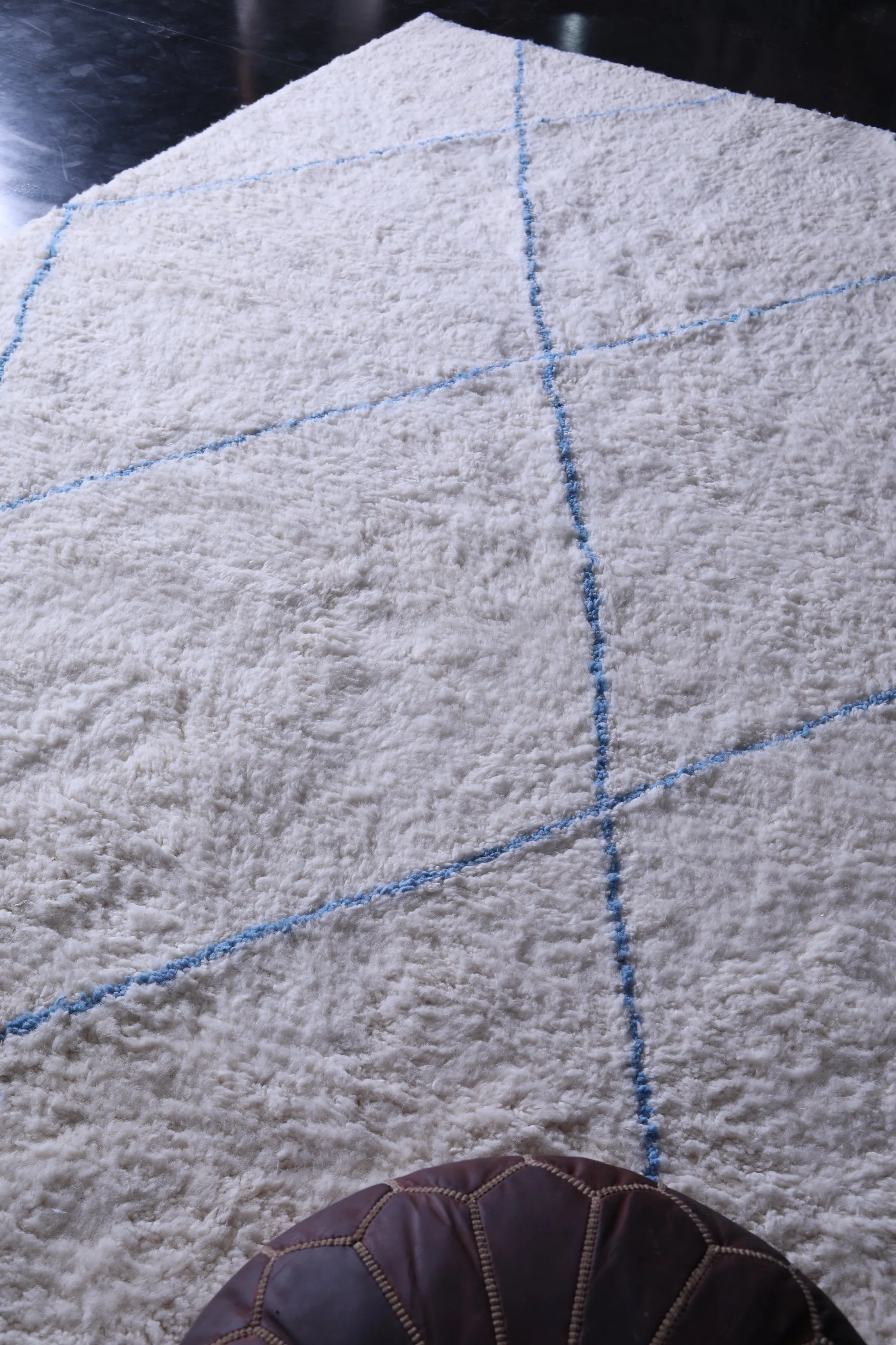 Authentic Contemporary Wool rug - Custom rug