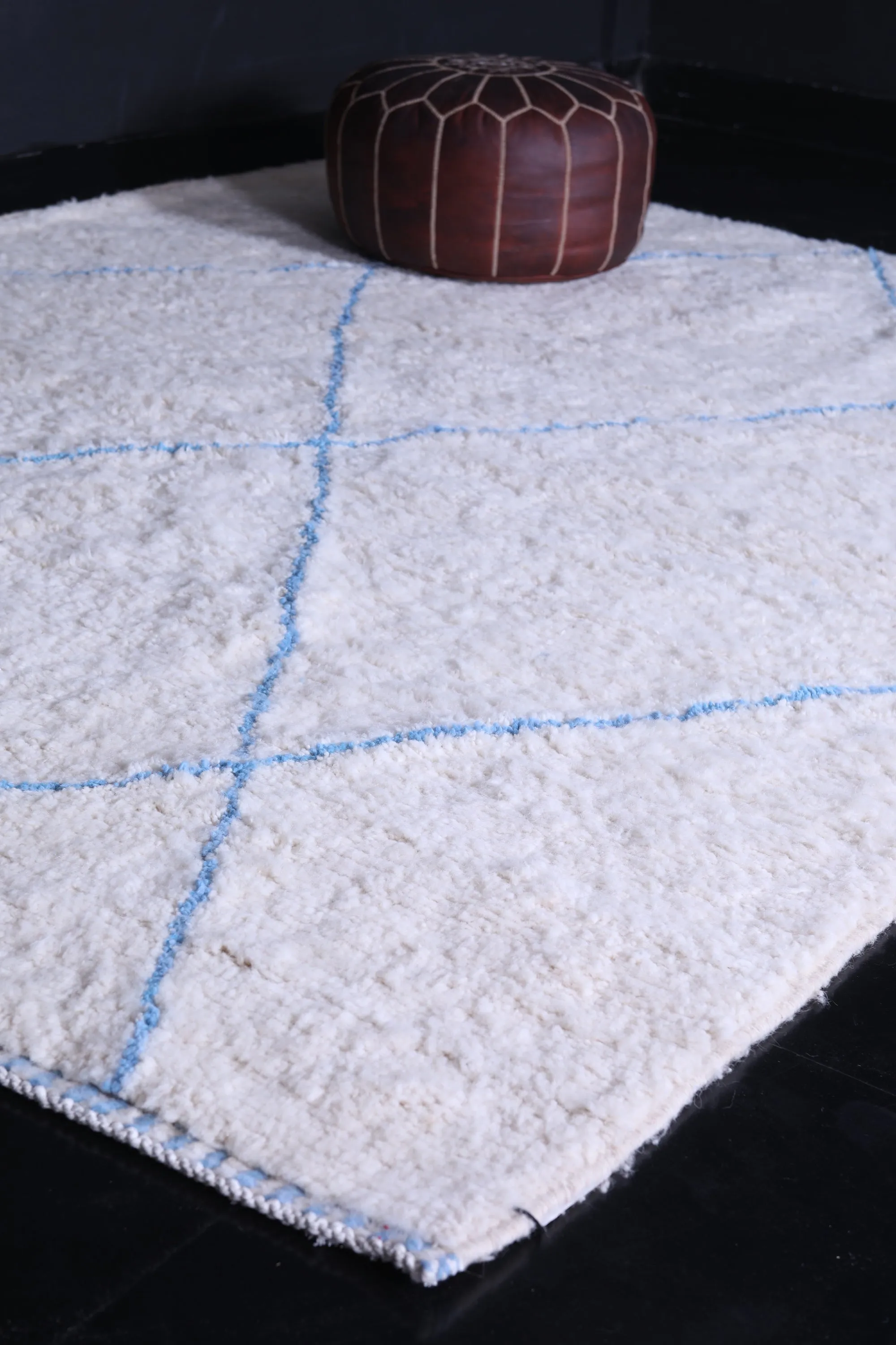 Authentic Contemporary Wool rug - Custom rug