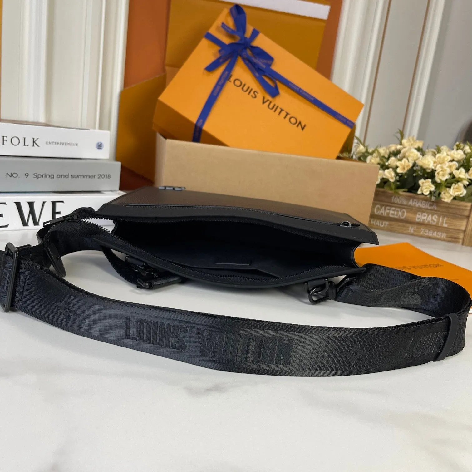 Avant-garde Fashion Design Business Bag