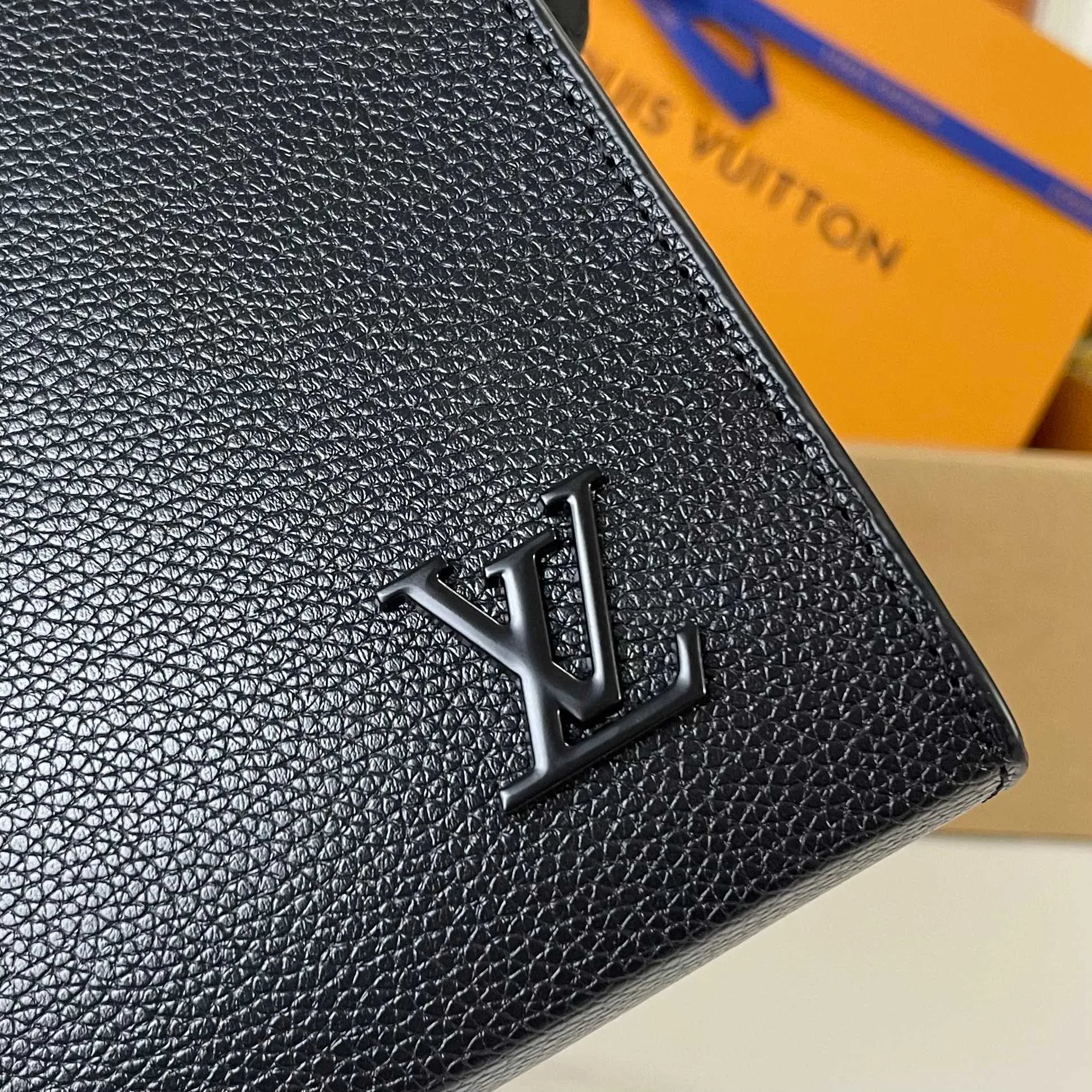 Avant-garde Fashion Design Business Bag
