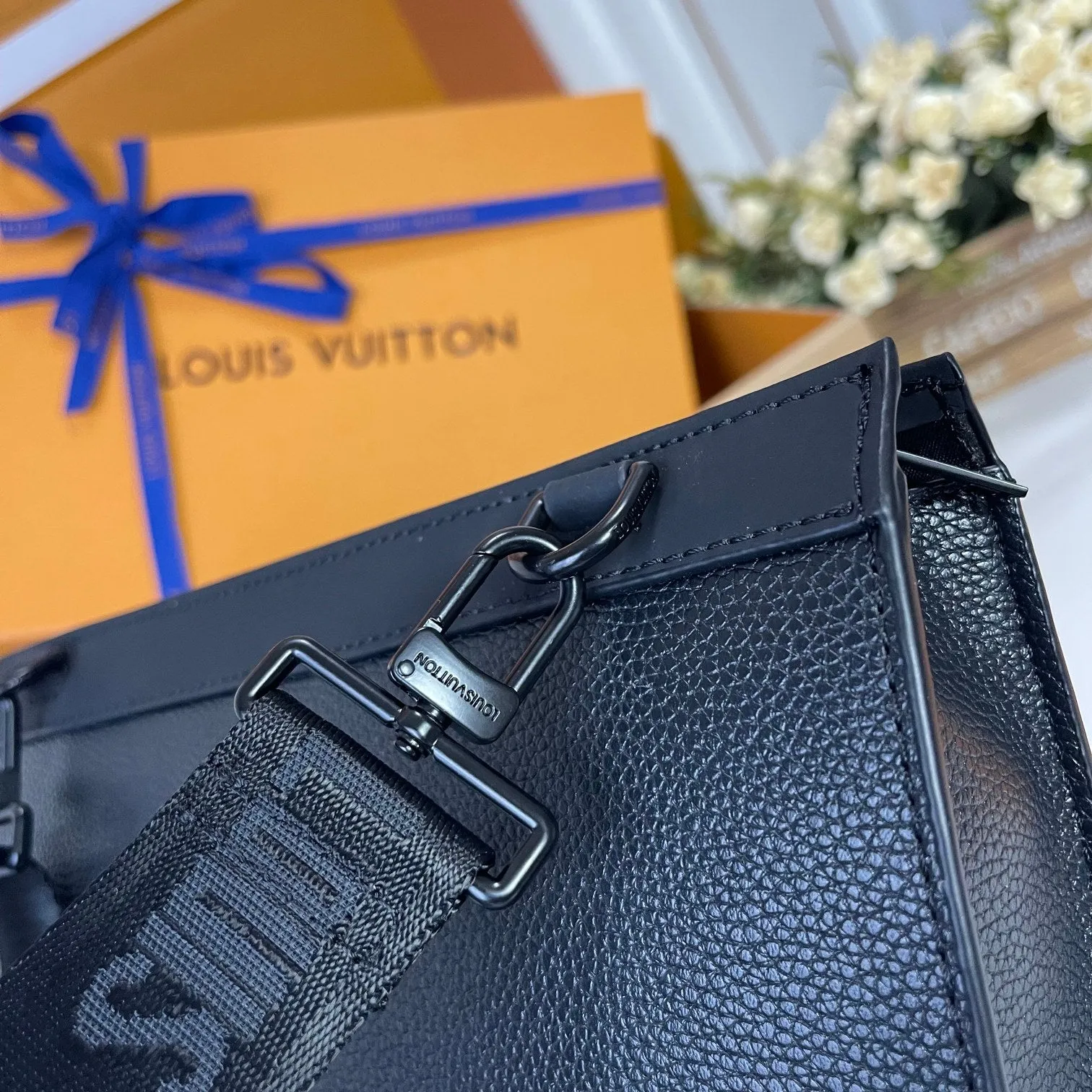 Avant-garde Fashion Design Business Bag