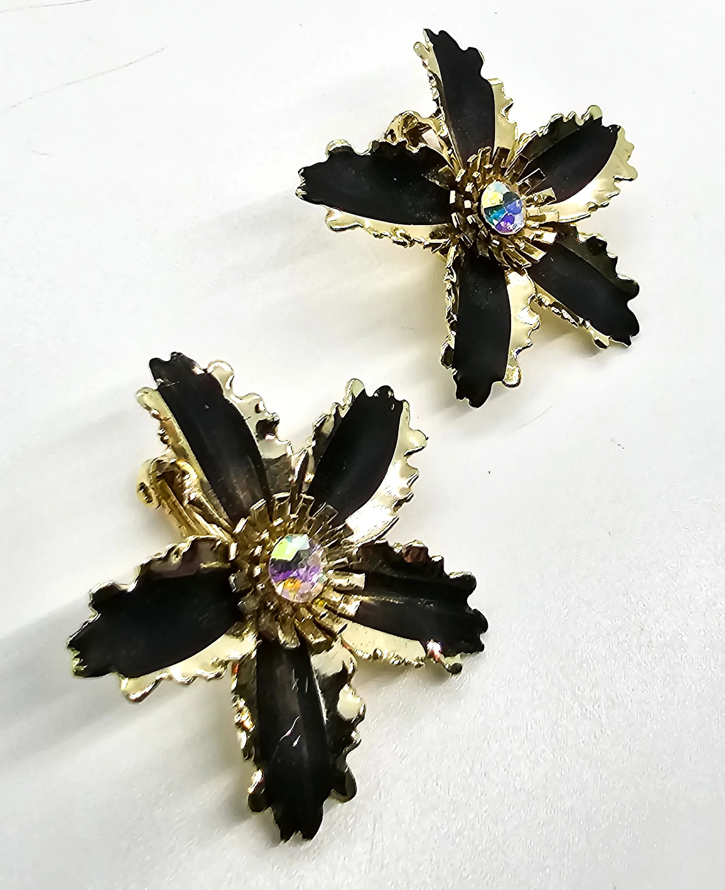 Black & gold rhinestone vintage mid century tin flower earrings and brooch set