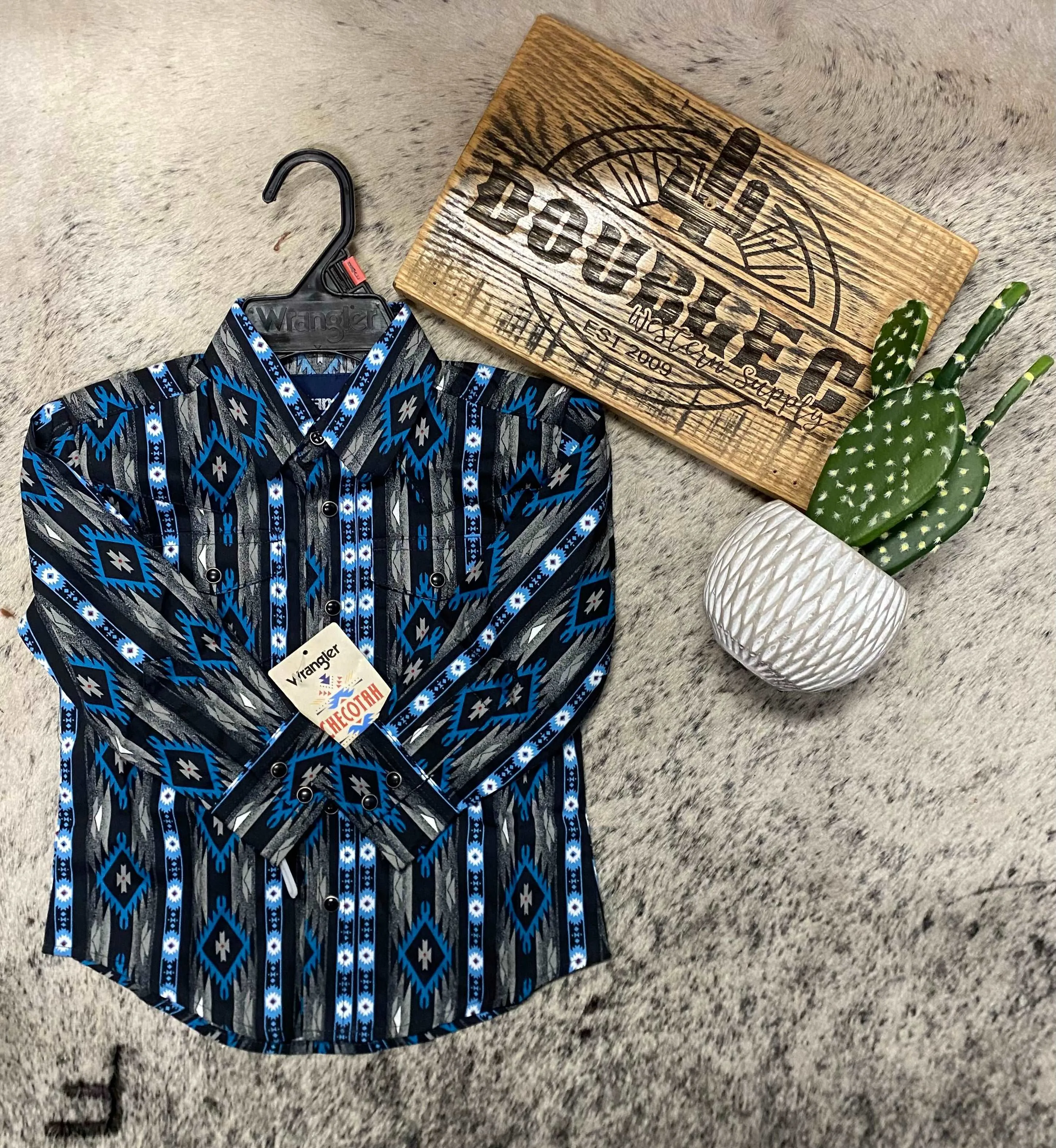 Boy's Checotah Long Sleeve Western Snap Shirt in Black Bleu