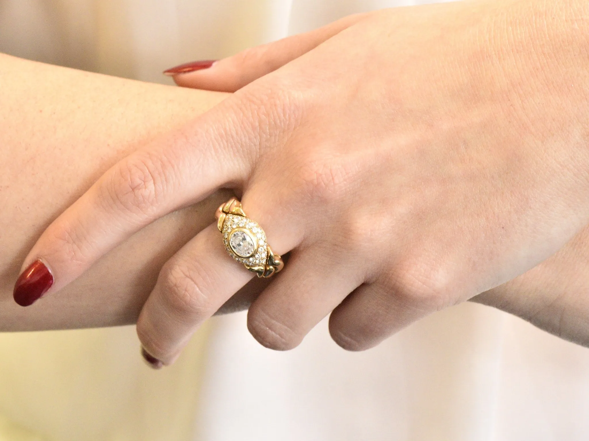 Bulgari 1.55 CTW Diamond 18 Karat Gold Alveare Ring CA 1980