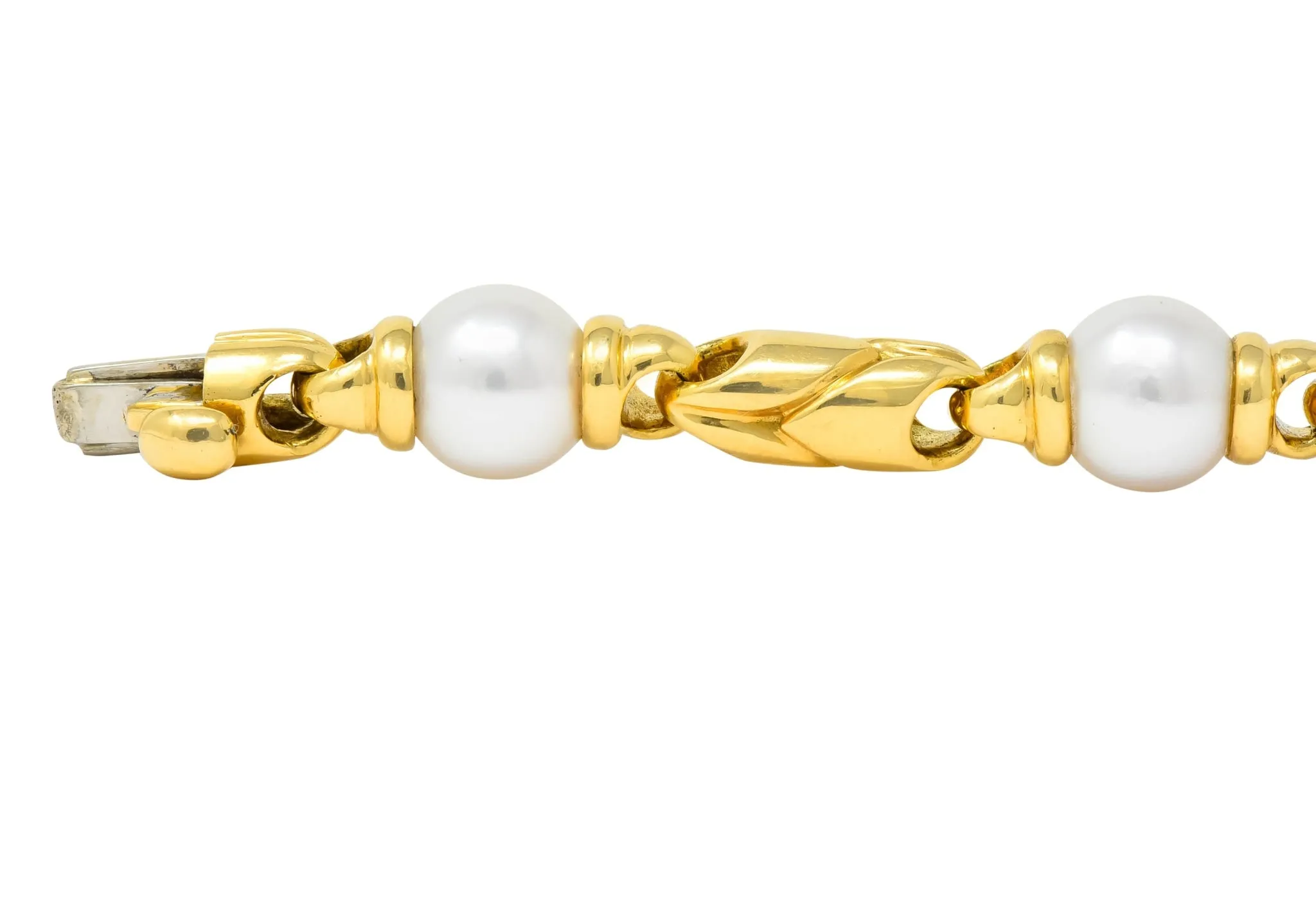 Bulgari 1980 Cultured Pearl 18 Karat Gold Link Bracelet