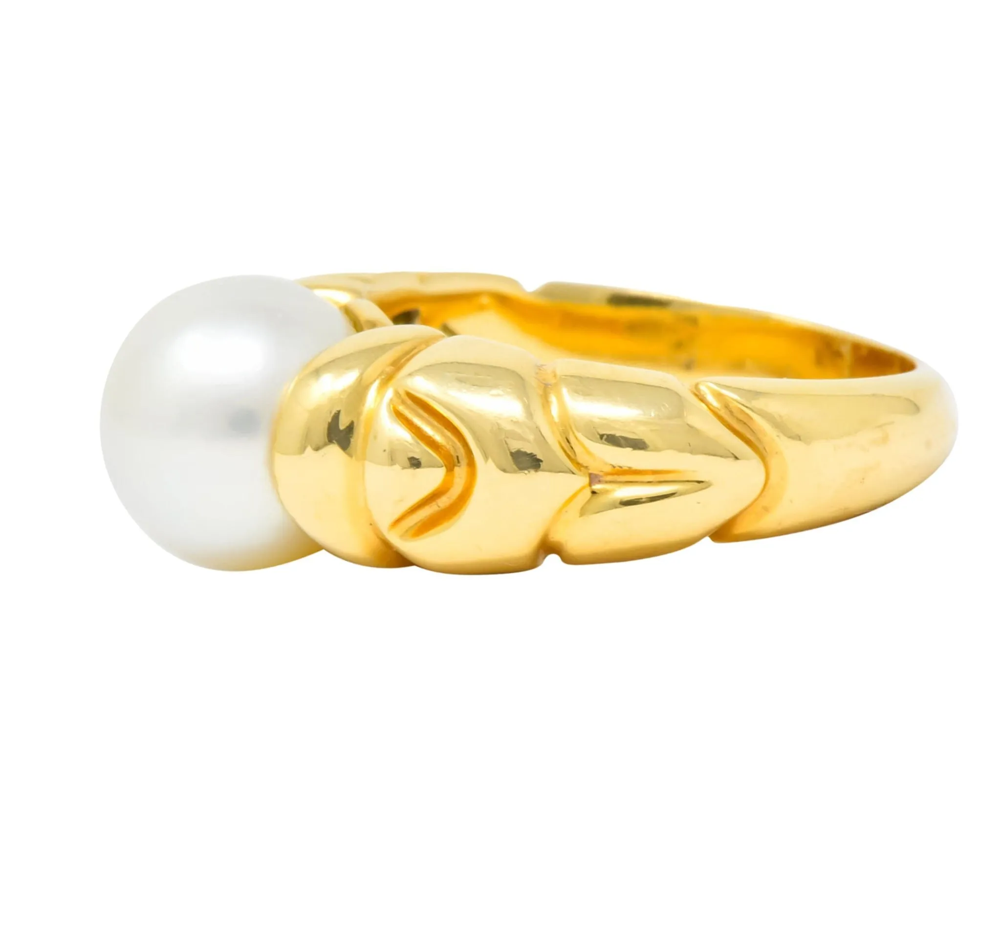 Bulgari Vintage Pearl 18 Karat Yellow Gold Ring Circa 1980