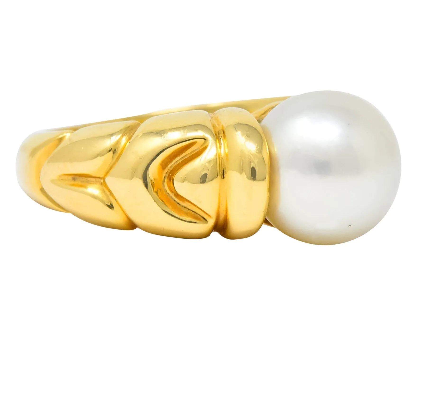 Bulgari Vintage Pearl 18 Karat Yellow Gold Ring Circa 1980