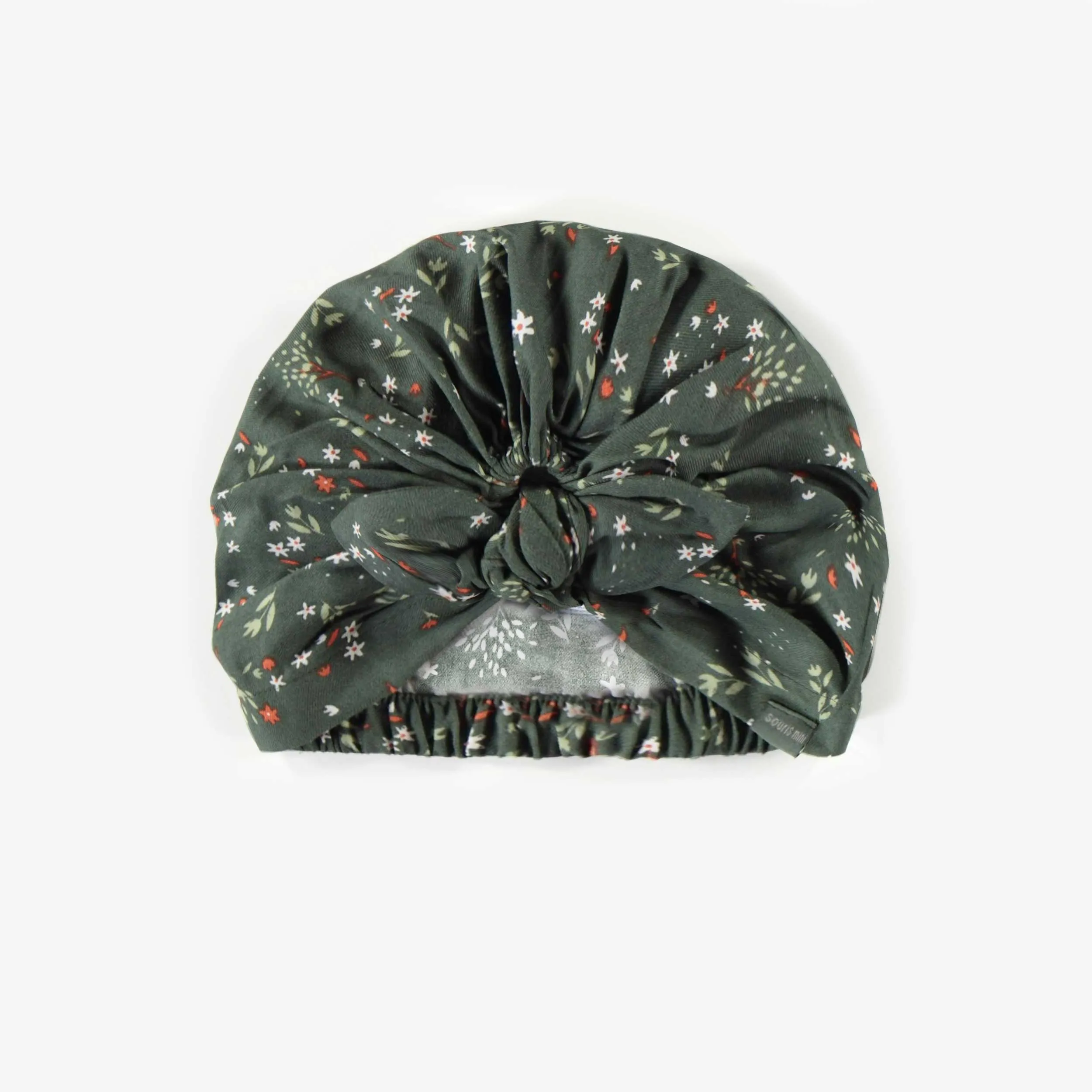 Chapeau vert avec torsade à motifs de fleurs, bébé   || Green flowered hat with bow, baby