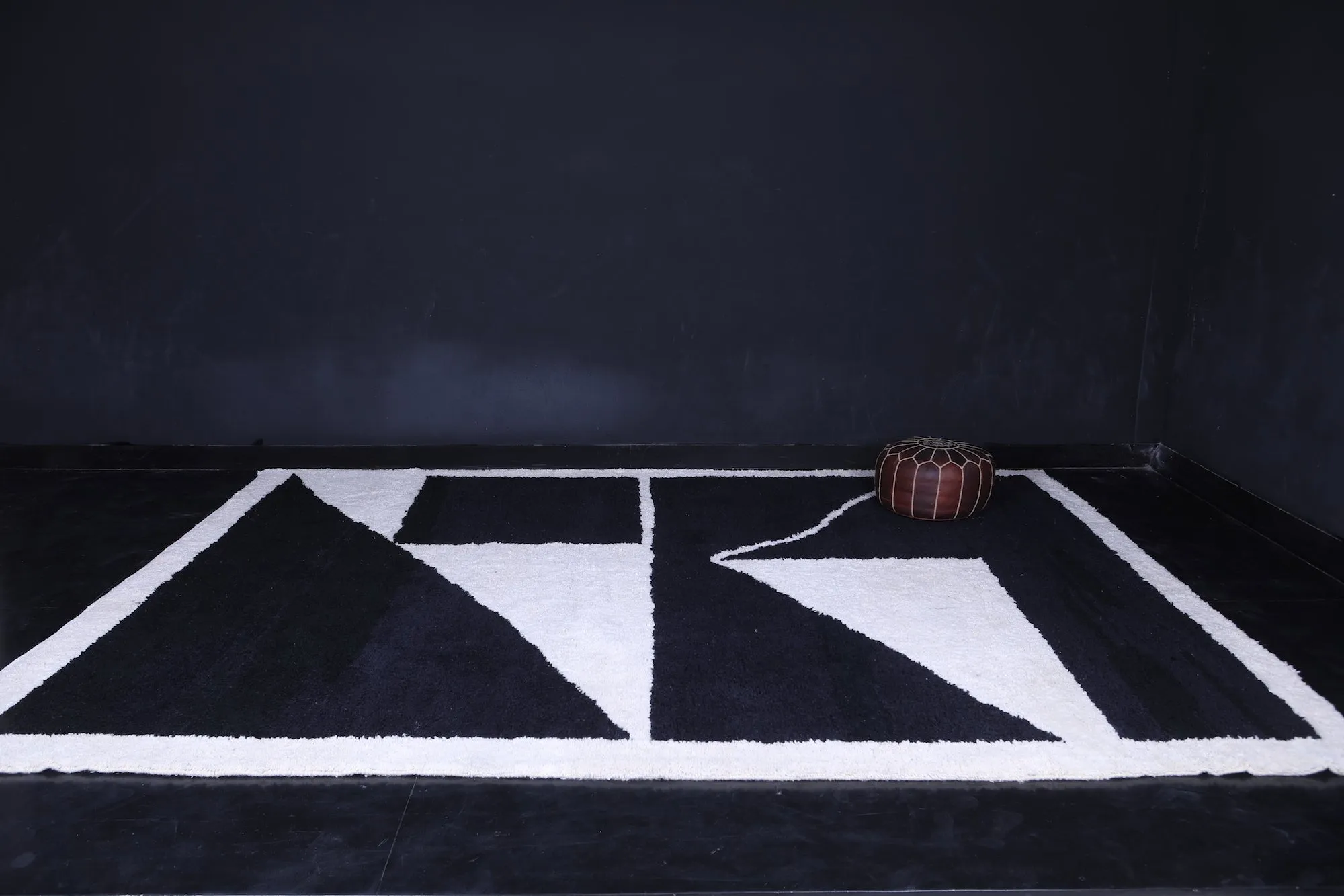 Contemporary rug - Black white rug - all custom wool