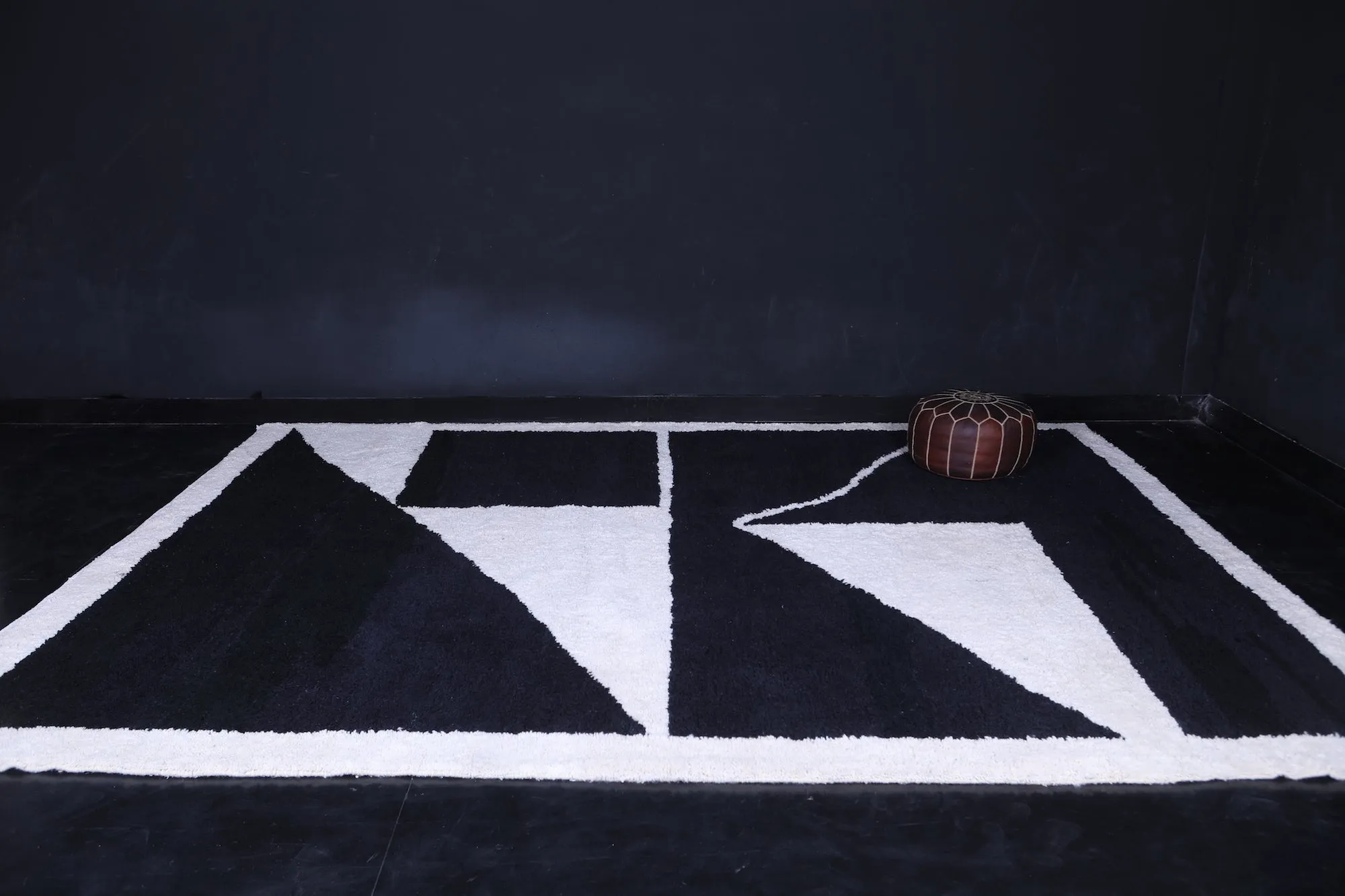 Contemporary rug - Black white rug - all custom wool