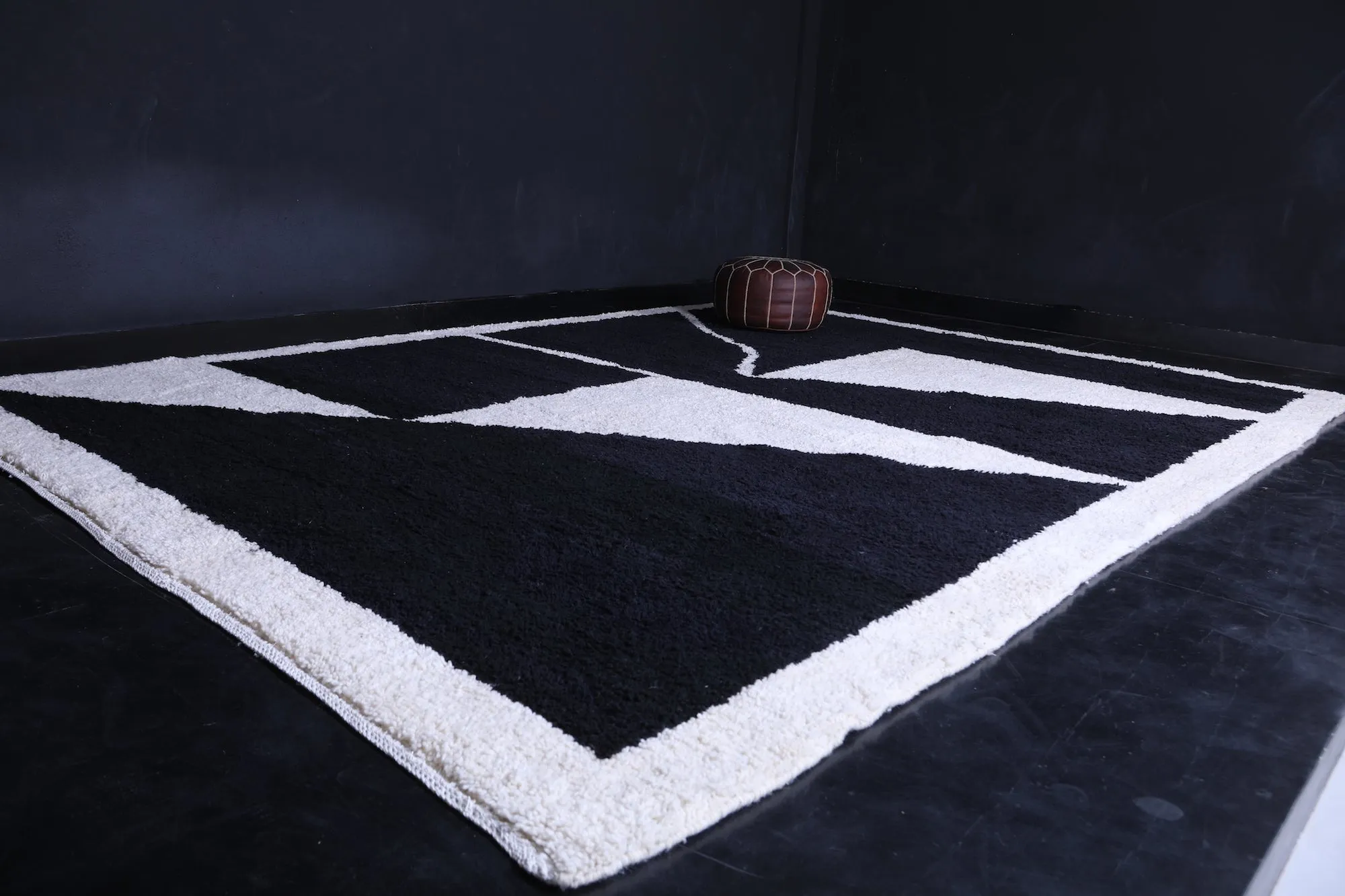 Contemporary rug - Black white rug - all custom wool