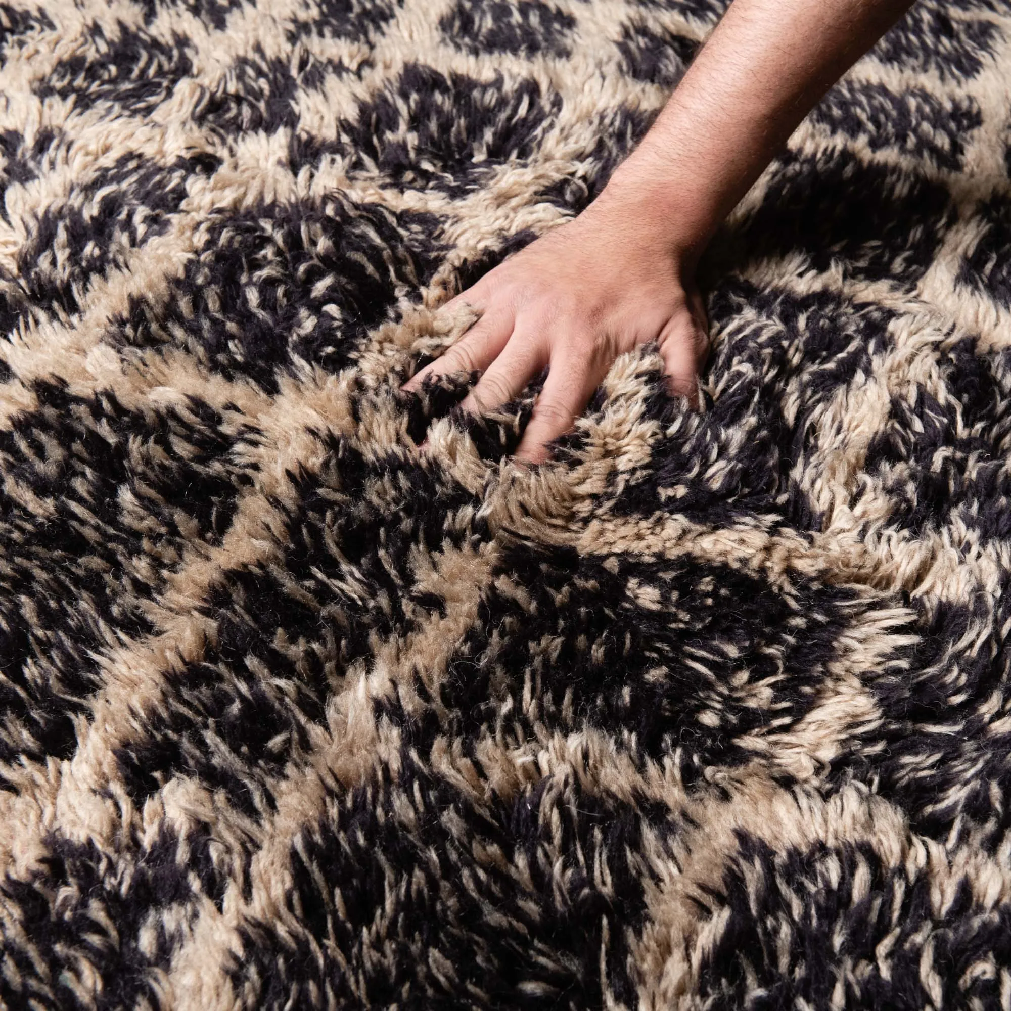 Dark Emperador - Luxury Shag Moroccan Rug