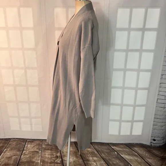 Dubgee by Whoopi Gray Orange Goldberg Long Logo Cardigan Size Medium