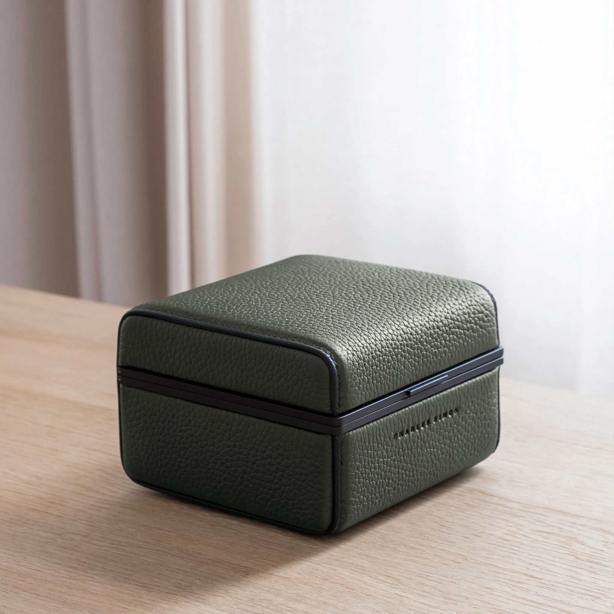 EATON 1 WATCH CASE - KHAKI / BLACK