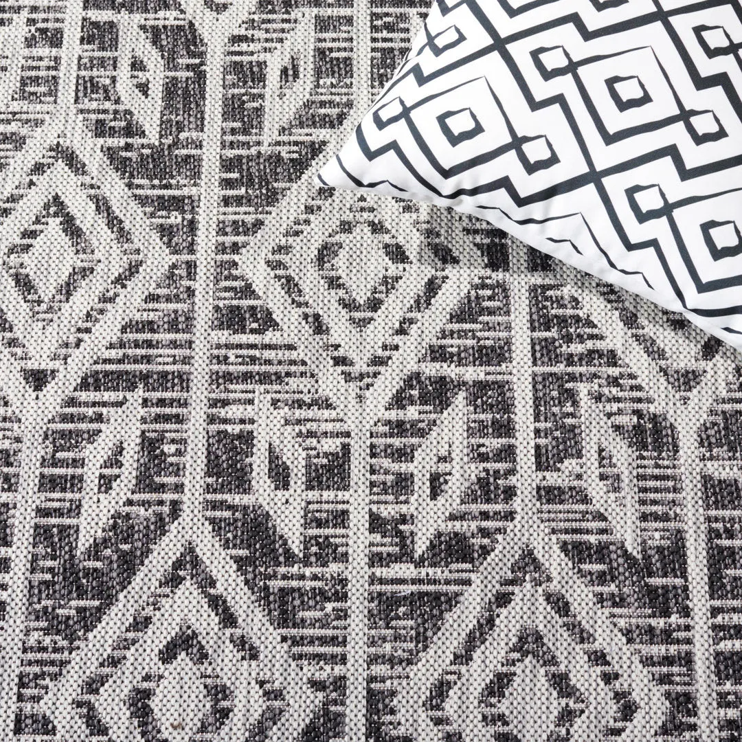 Estaugh Performance Ikat Rug Union Rustic Rug Size: Rectangle 9' x 12'