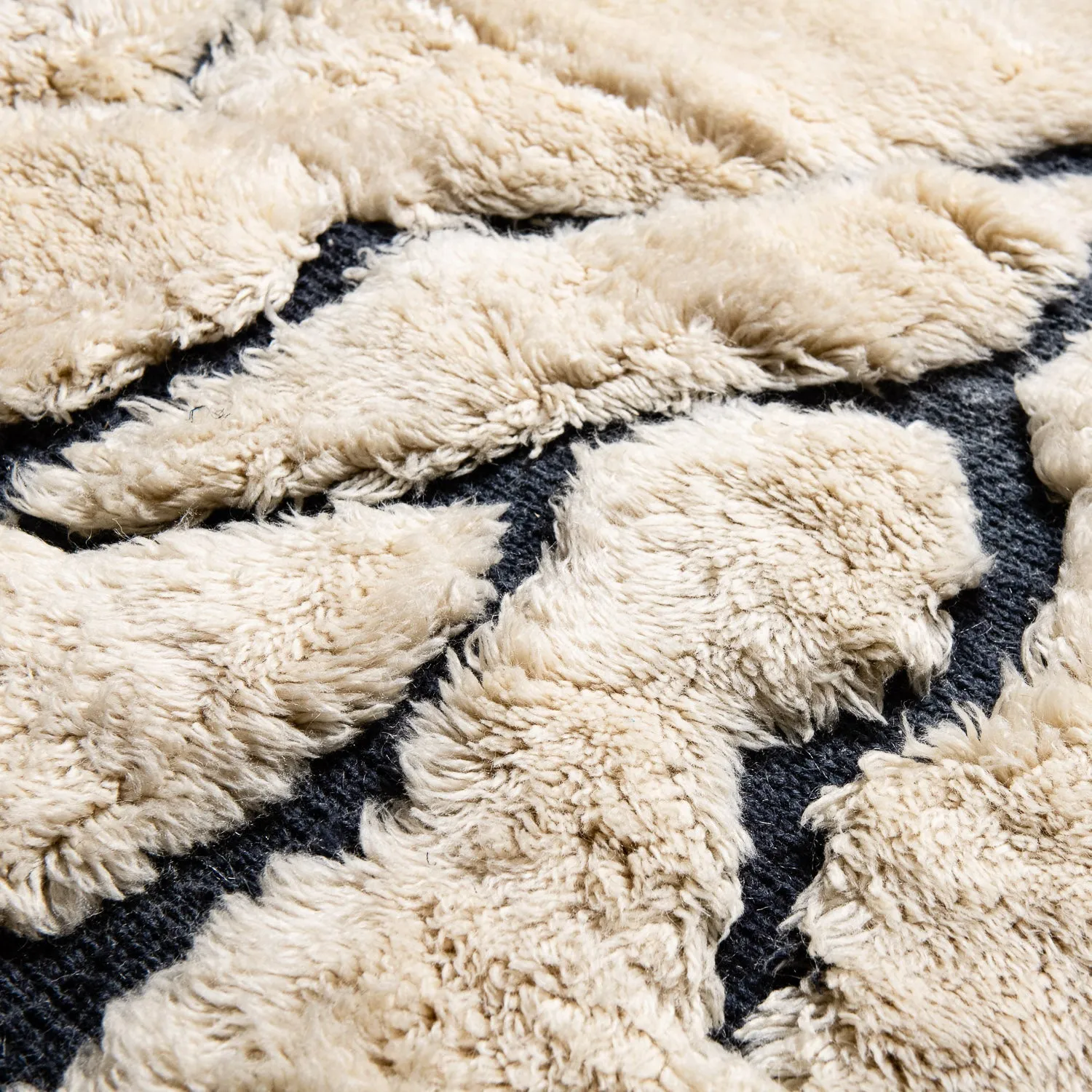 Eternal Dance - Luxury Shag Moroccan Rug