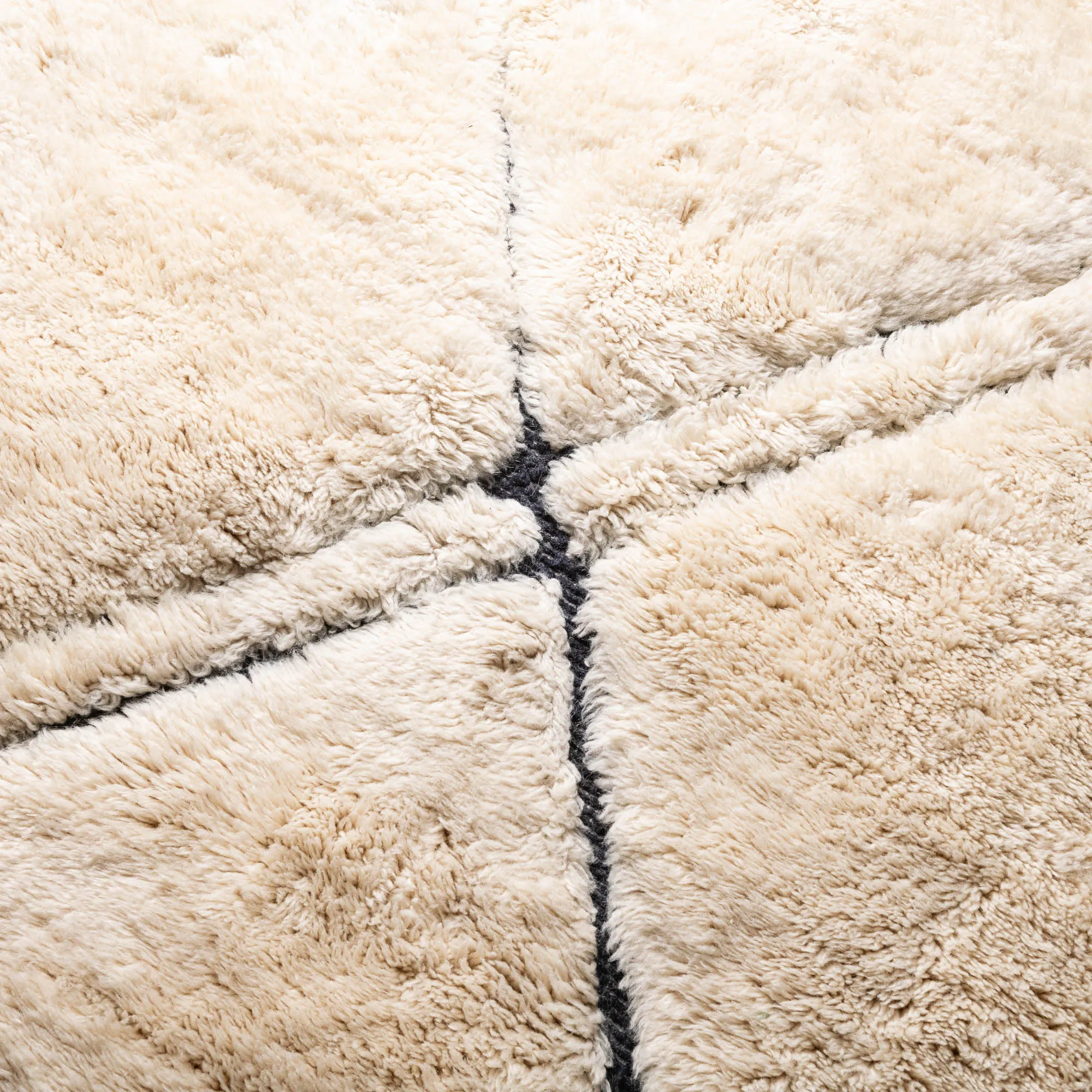 Fertile Valley - Luxury Shag Moroccan Rug