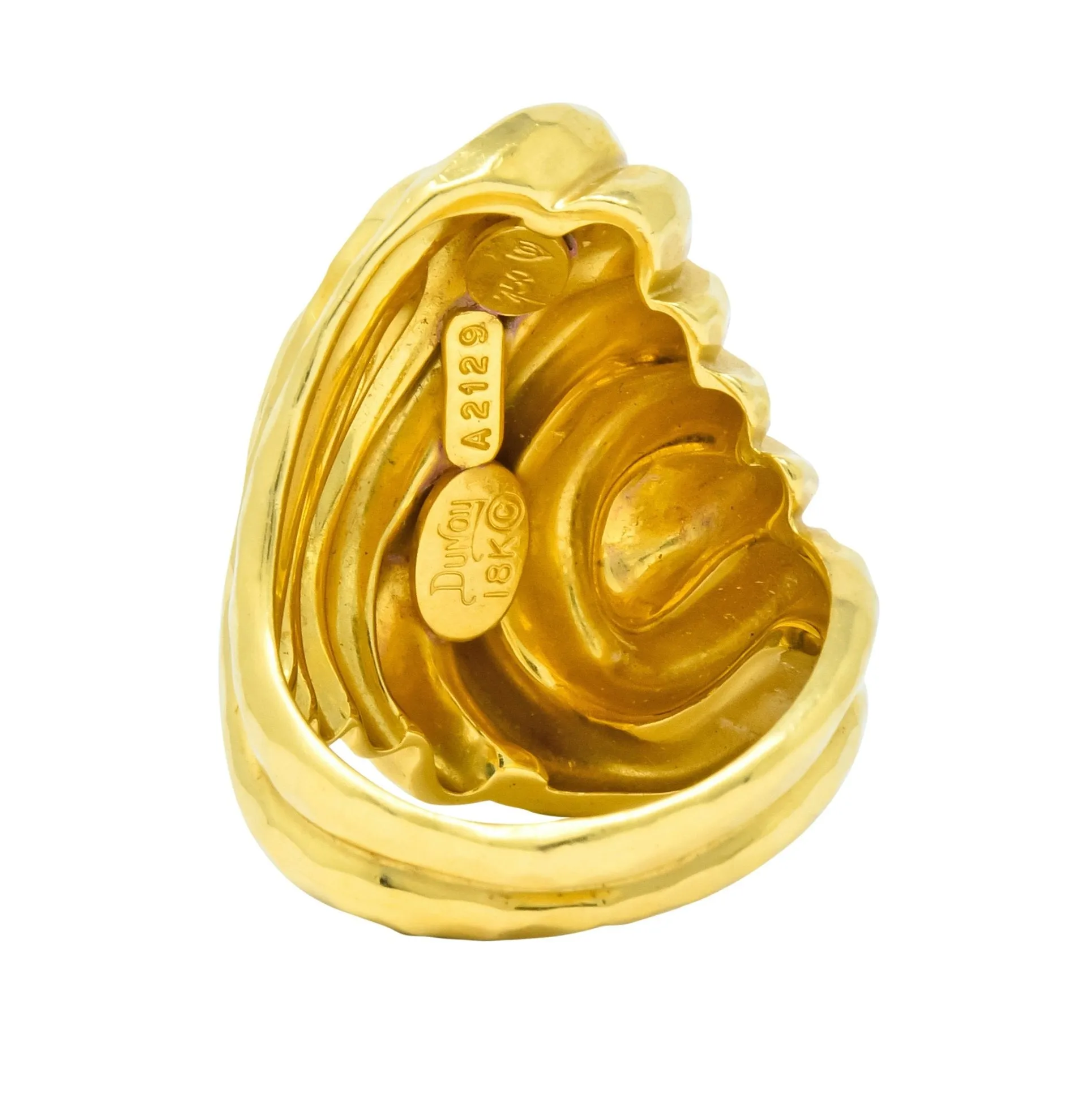 Henry Dunay Vintage 18 Karat Gold Hammered Swirl Ring Circa 1980