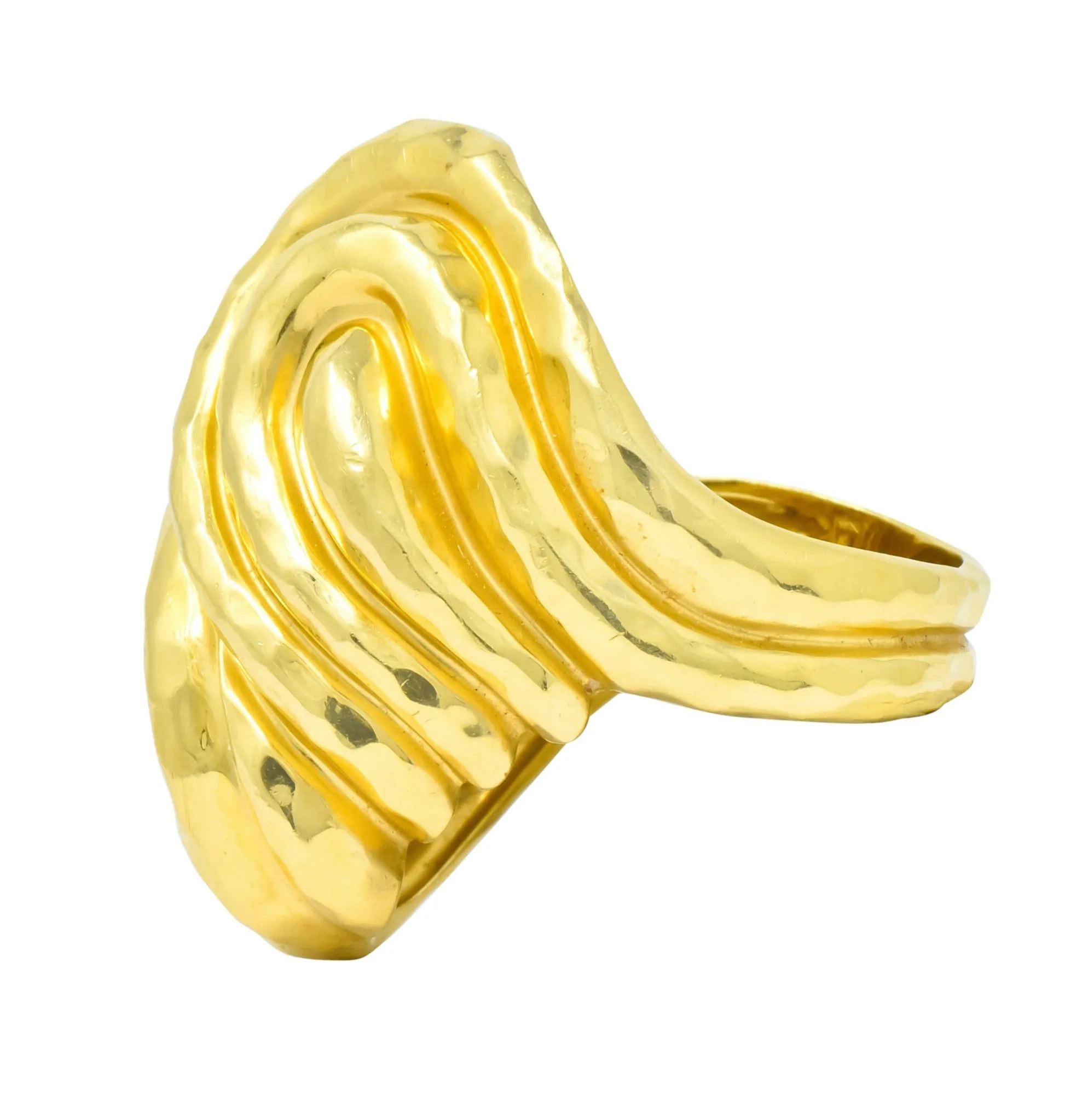 Henry Dunay Vintage 18 Karat Gold Hammered Swirl Ring Circa 1980