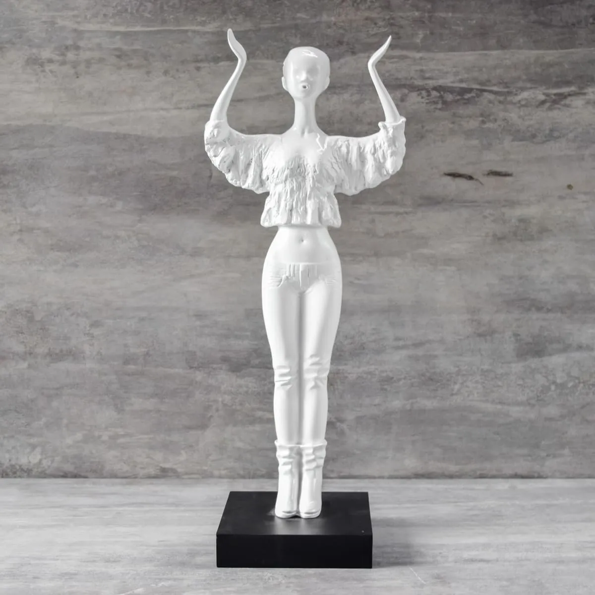 Home Artisan Ainsley Sculpture