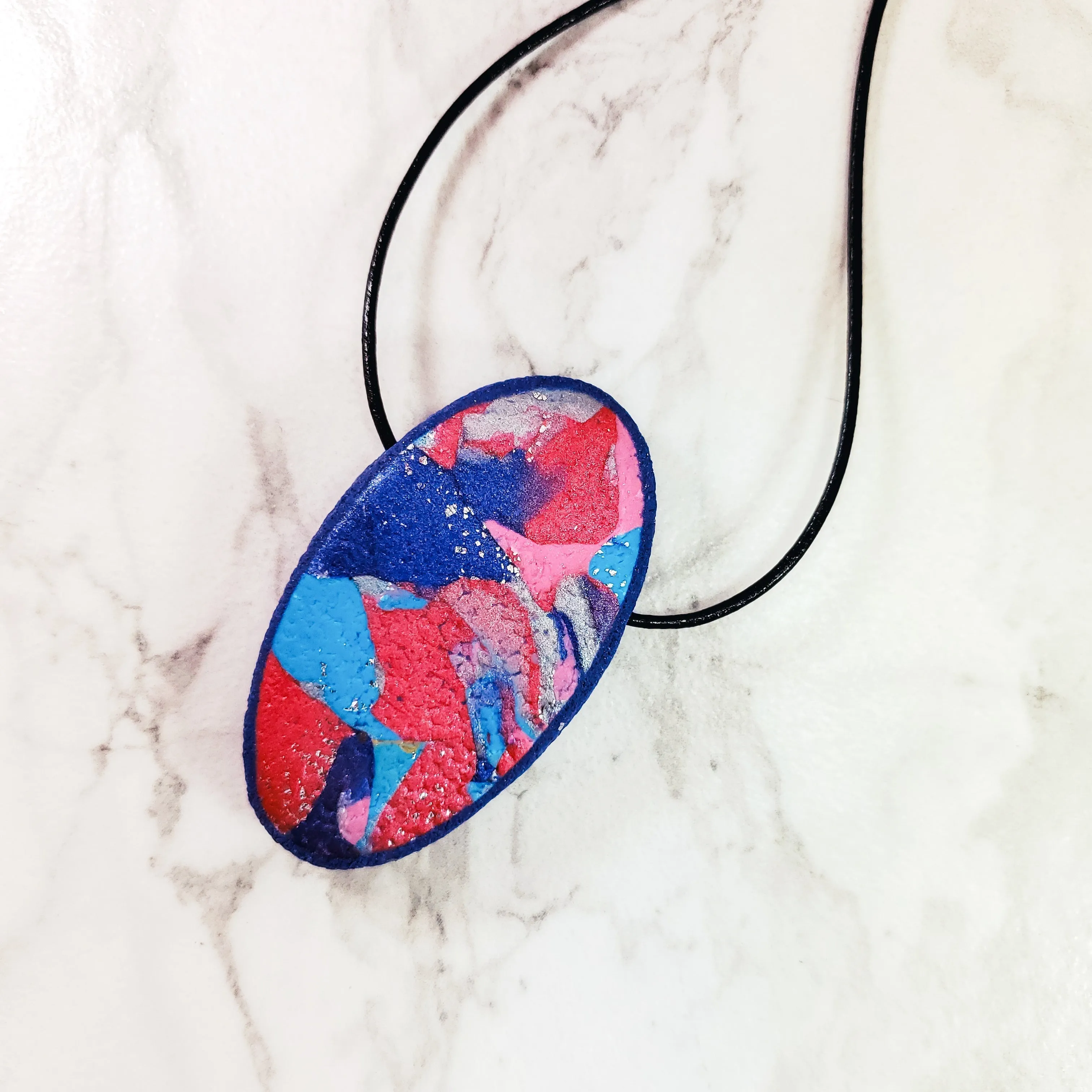 Large Oval Pendant - Very Peri