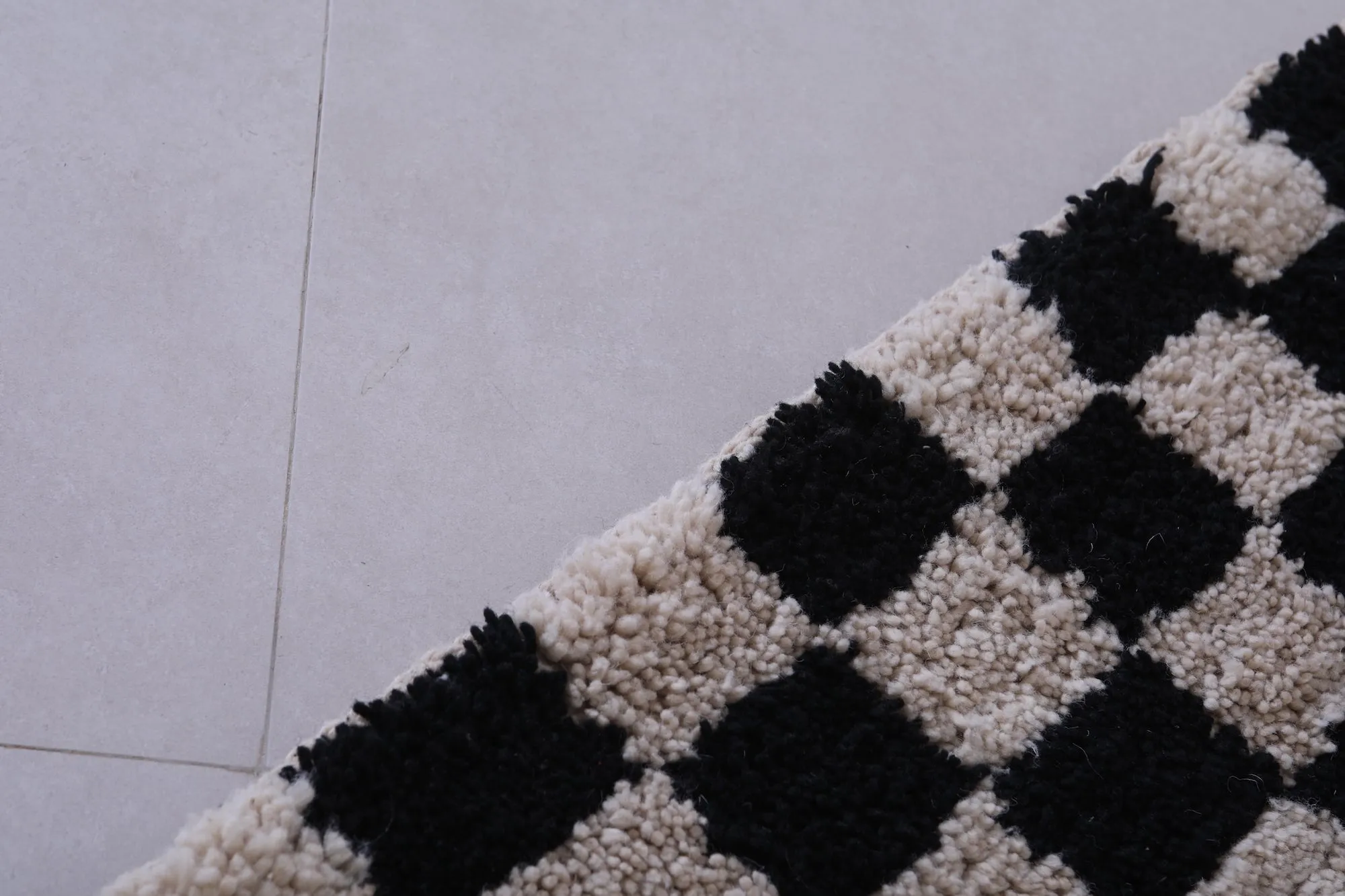 Long Handmade Moroccan Check Rug 2 X 5.6 Feet