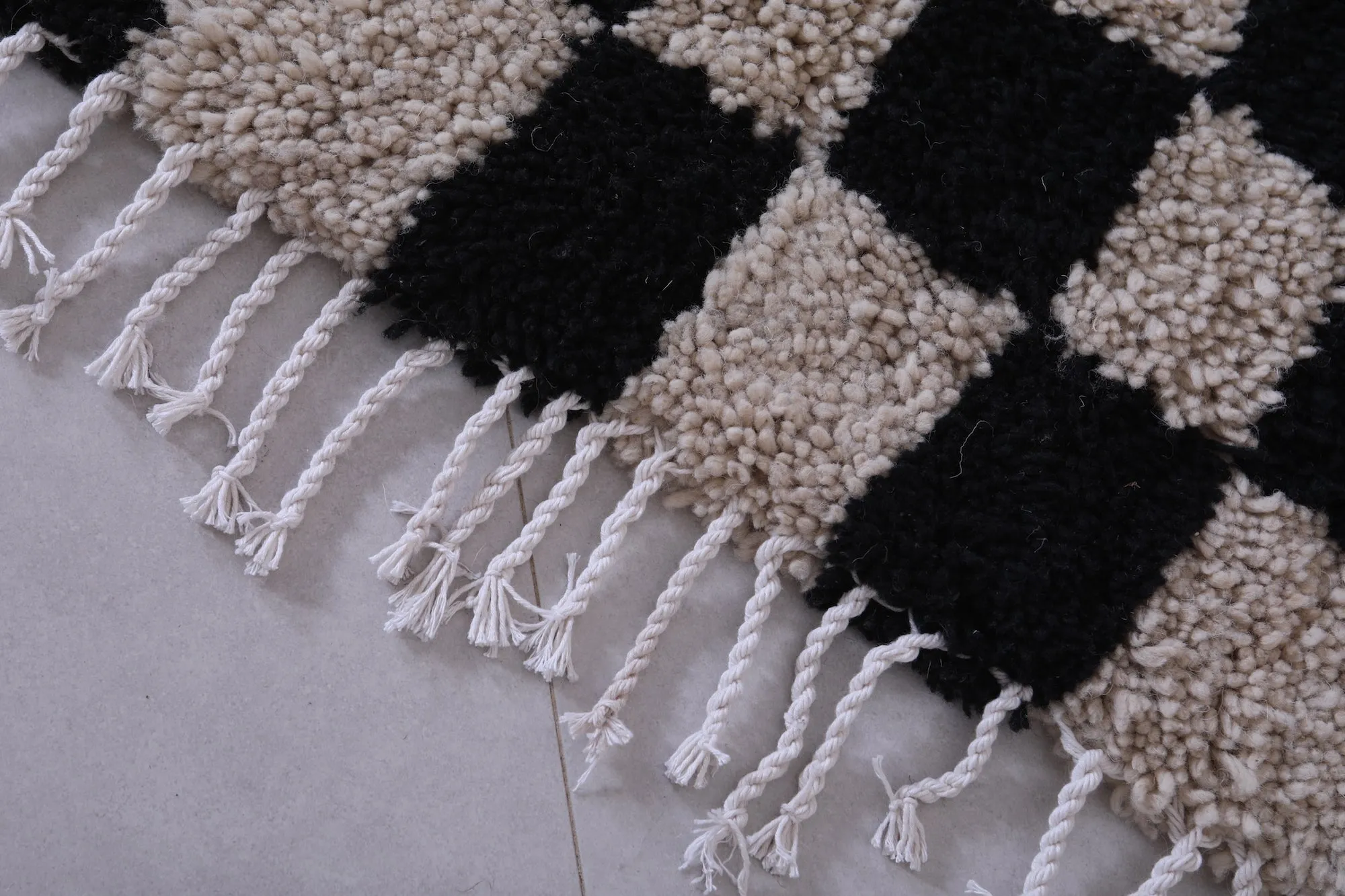 Long Handmade Moroccan Check Rug 2 X 5.6 Feet