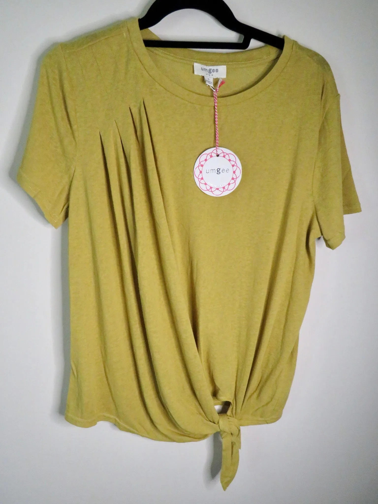 Loose Fit Knot Round Neck Top
