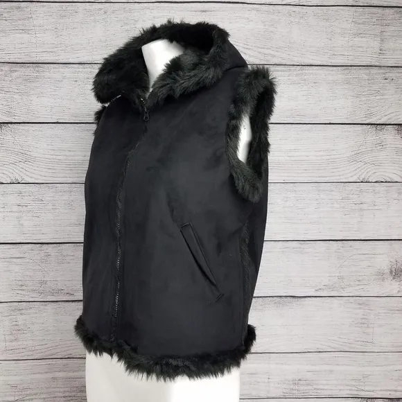 Lord &amp; Taylor S/M Faux Suede Zip up Hooded Vest Faux fur lined