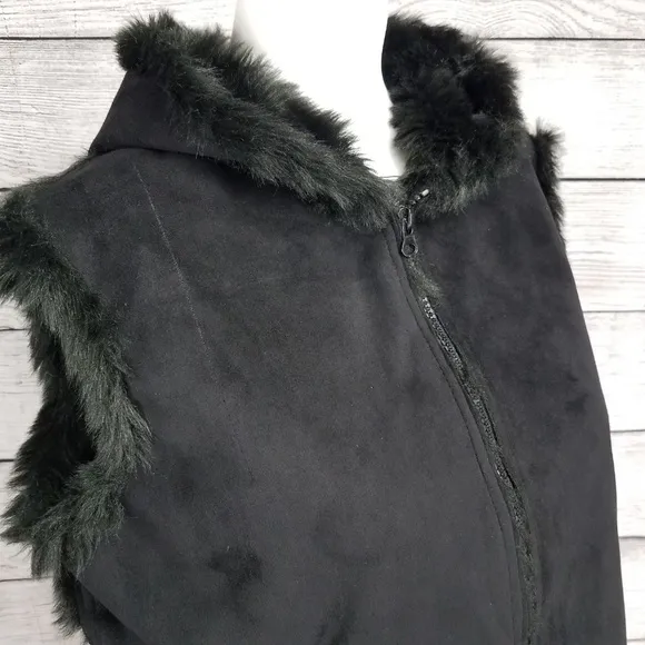 Lord &amp; Taylor S/M Faux Suede Zip up Hooded Vest Faux fur lined