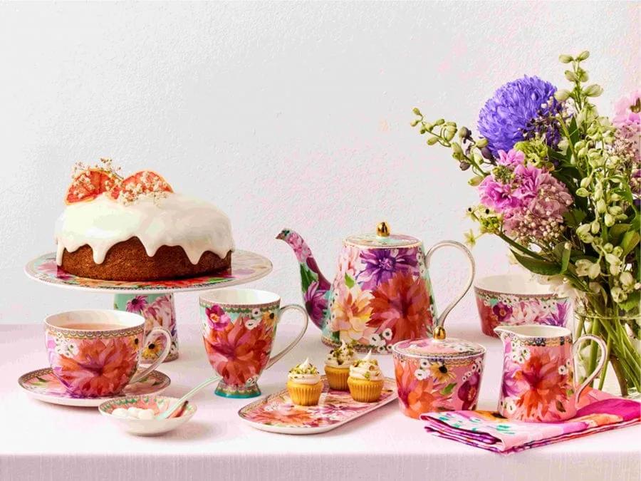 Maxwell & Williams Dahlia Daze Teapot With Infuser 500ml Pink HV0352