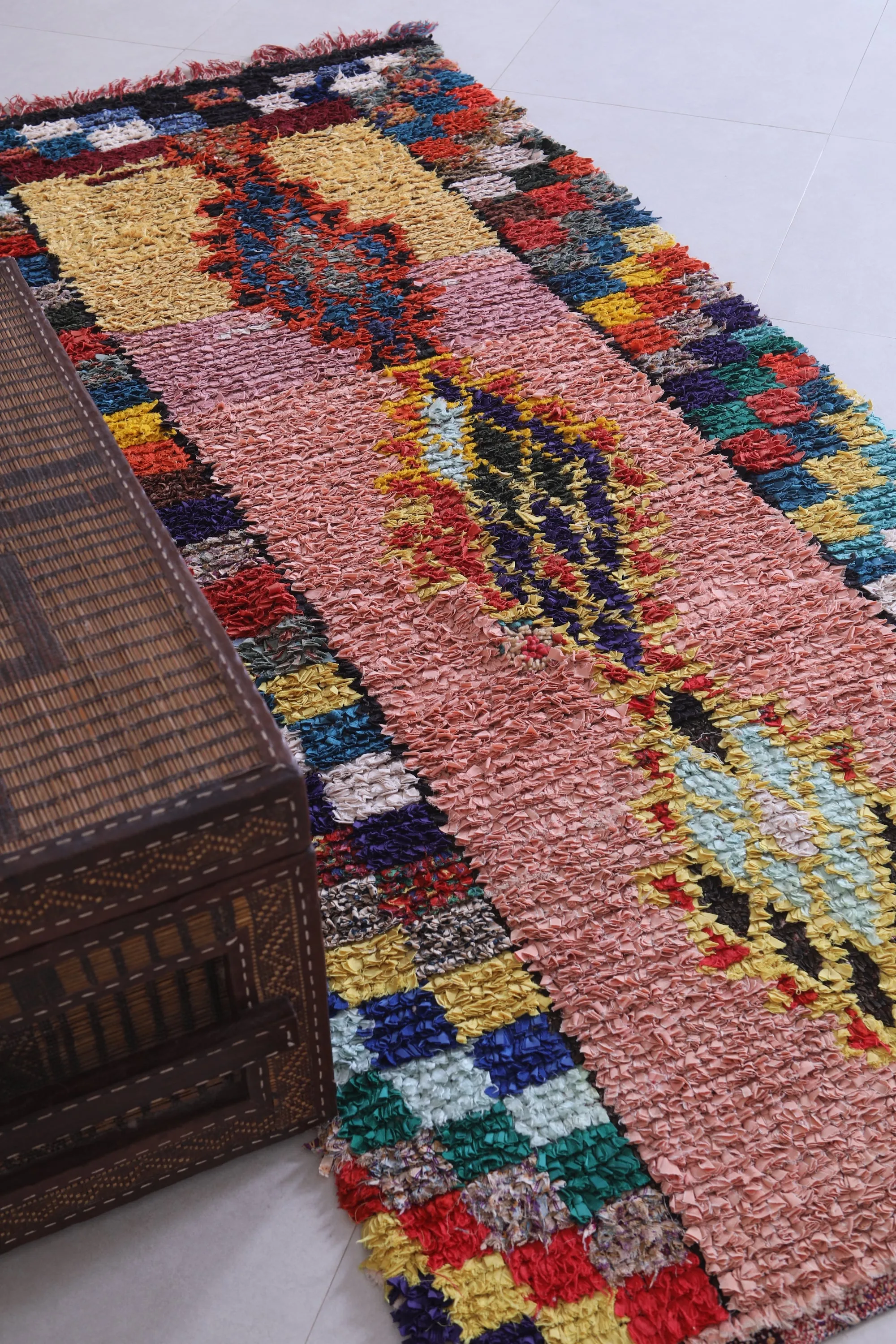 Moroccan rug 3.4 FT X 8 FT