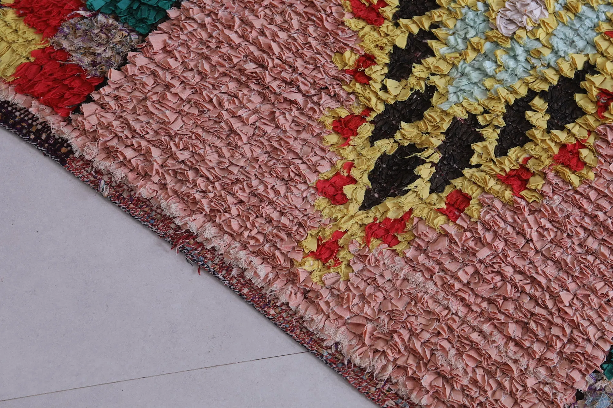 Moroccan rug 3.4 FT X 8 FT
