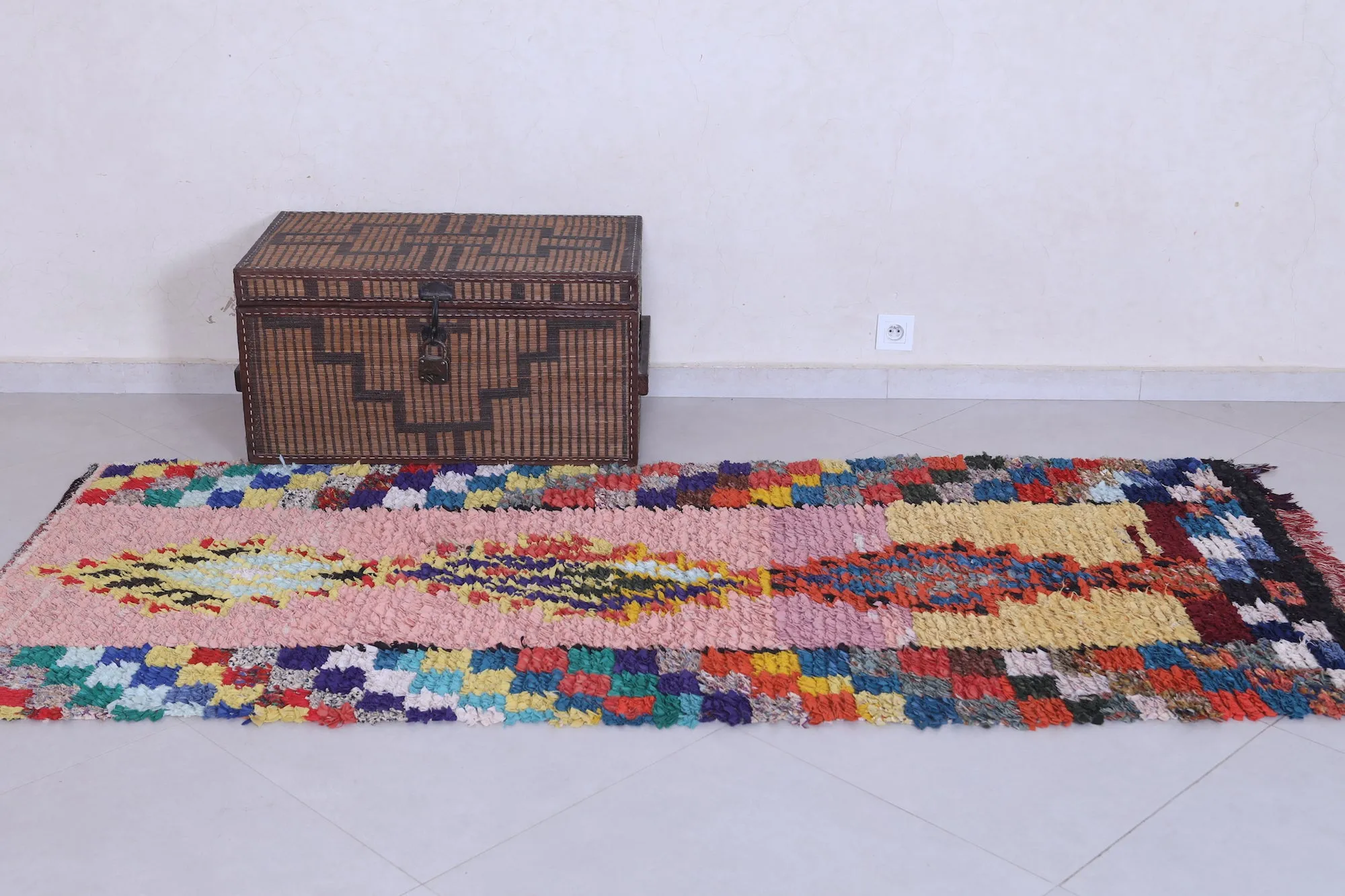 Moroccan rug 3.4 FT X 8 FT