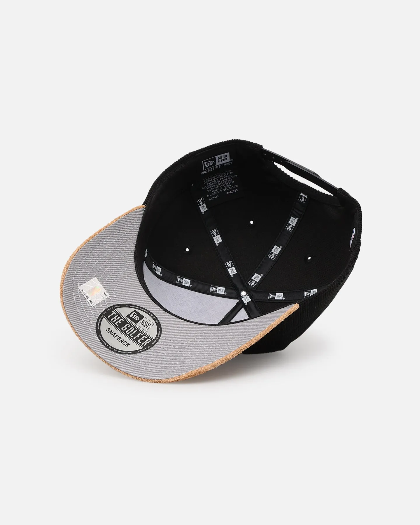 New Era Los Angeles Lakers 'Corduroy Suede' Pre-Curved Golfer Snapback Washed Black