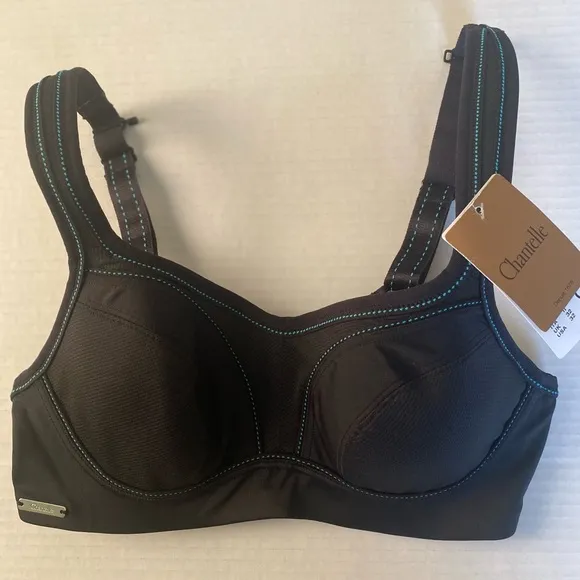 NWT Chantelle High Impact Sports Bra Black Blue Stitching Size 32C
