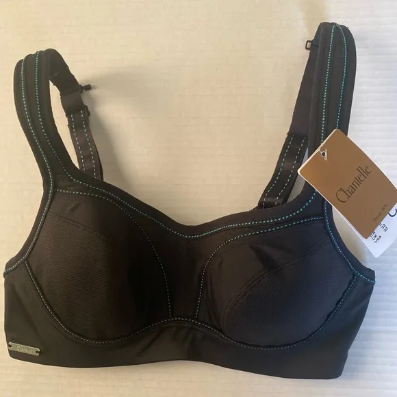 NWT Chantelle High Impact Sports Bra Black Blue Stitching Size 32C