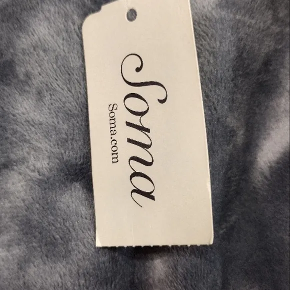 NWT Soma Faux Fur Luxe Long Robe Womens S/M Ivory Casual Comfy Cozy Warm
