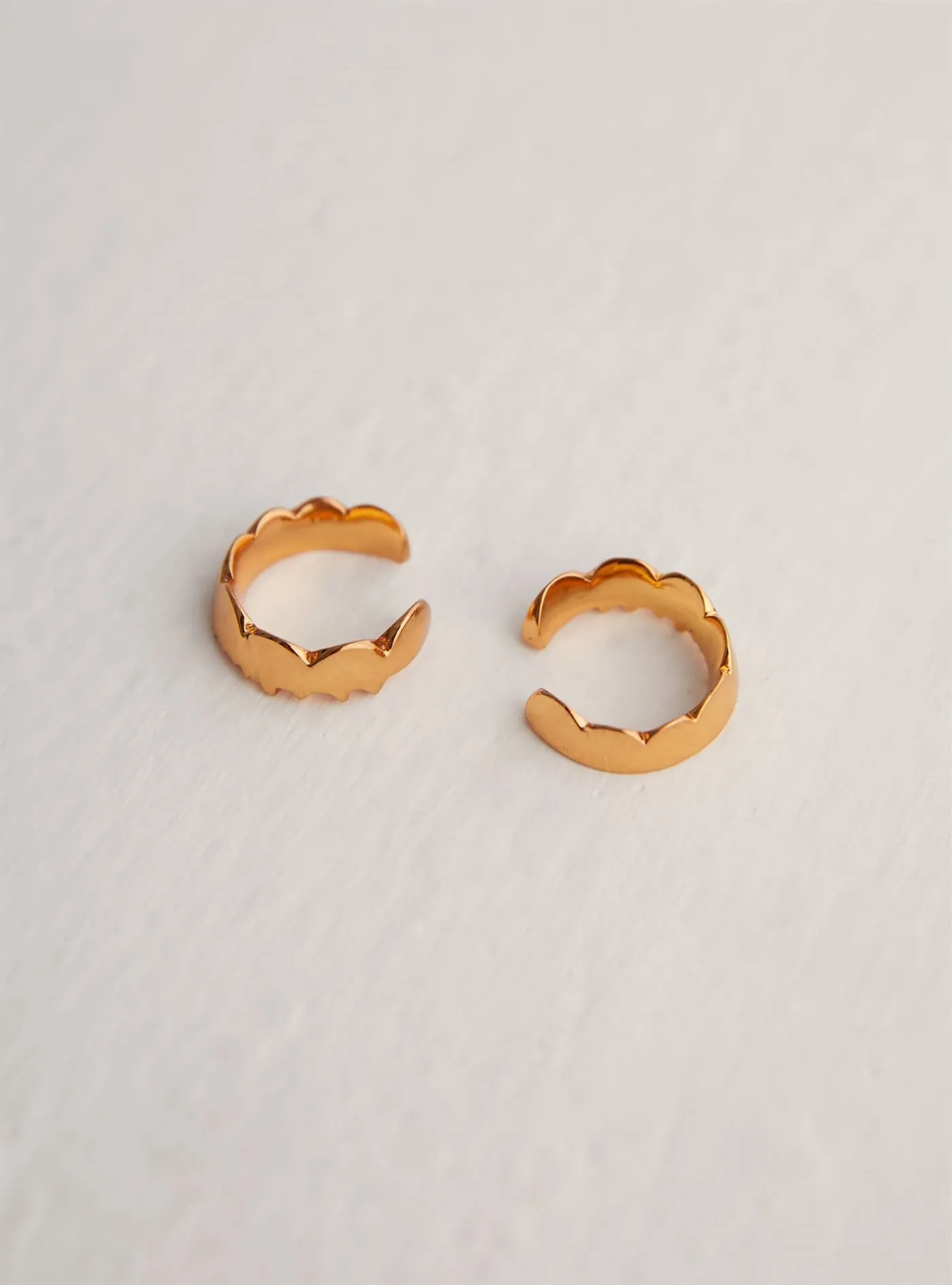 Outhouse   I   OH West Third Epee Moon Ring Brass Gold Accessories  OHAW21RI701