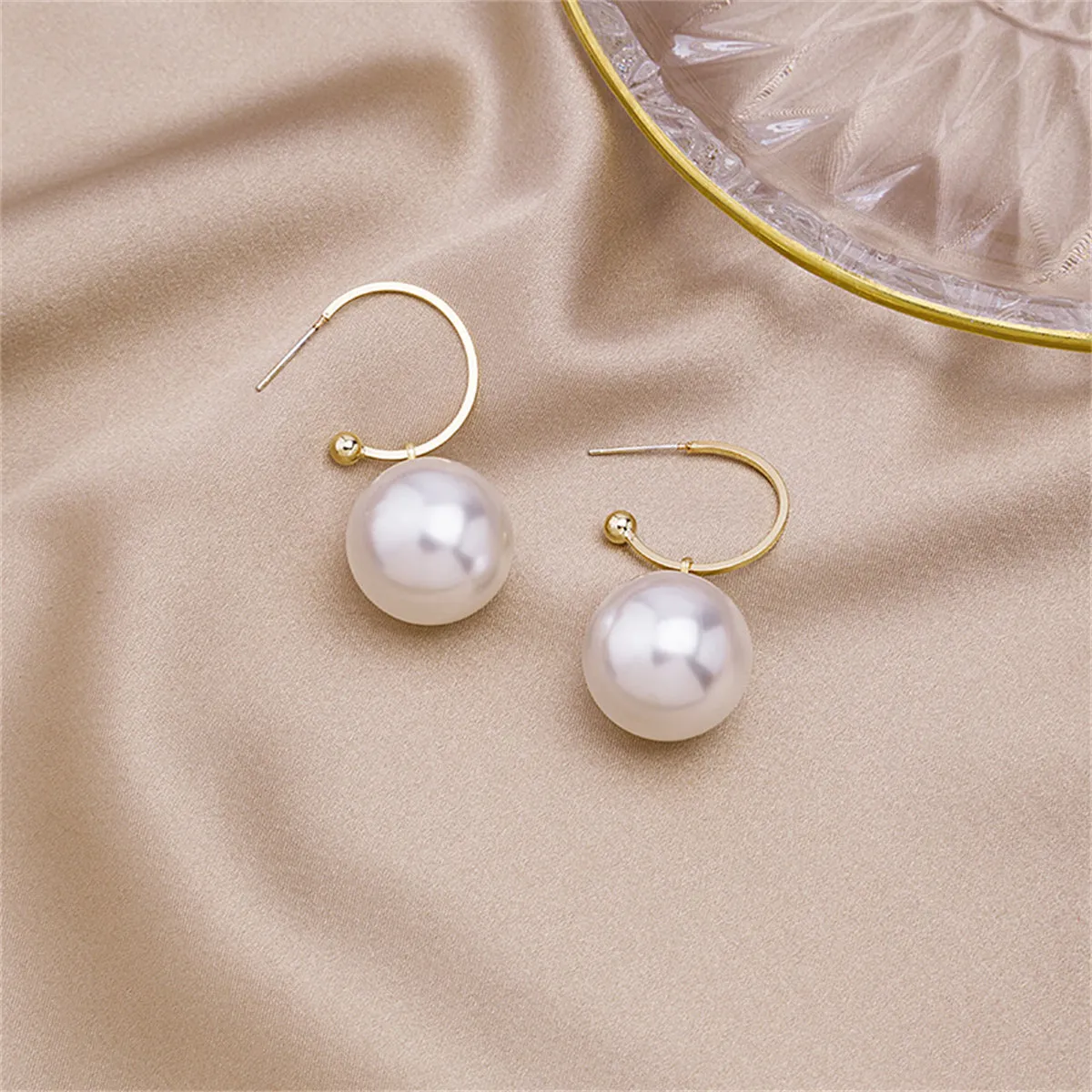 Pearl & 18K Gold-Plated Huggie Earrings