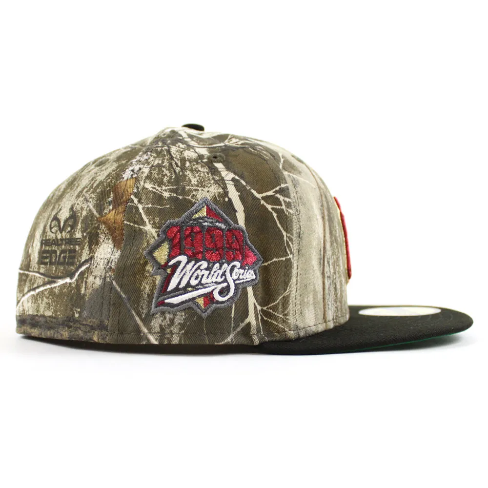 🚨PRE-ORDER🚨 New York Yankees 1999 World Series New Era 59Fifty Fitted Hat (Real Tree camo Black Green Under Brim)