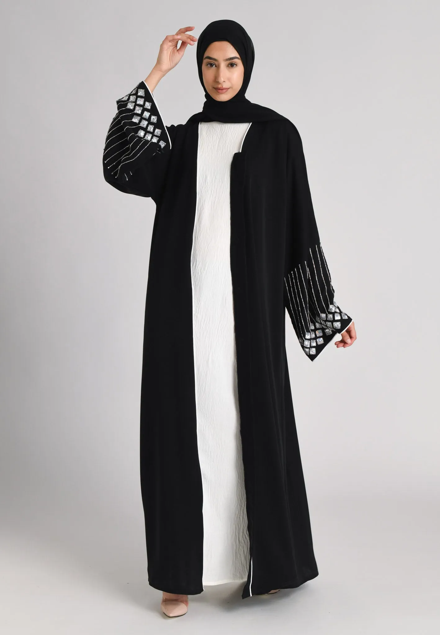 Qamaree Luxury Closed Sequin Abaya
