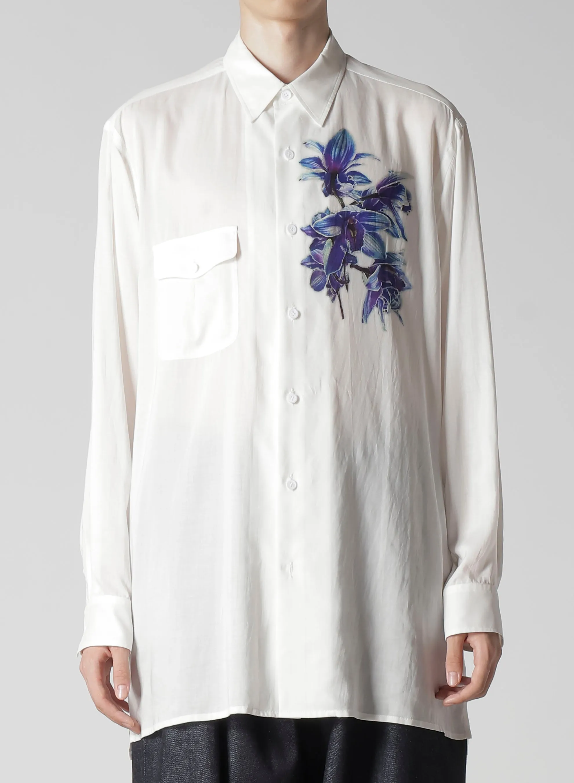 REGULAR COLLAR SHIRT WITH BLUE FLOWER PRINT