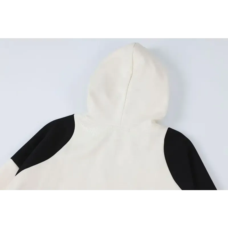 Retro Sports Hoodie - Must-Have Item for Avant-Garde Fashion