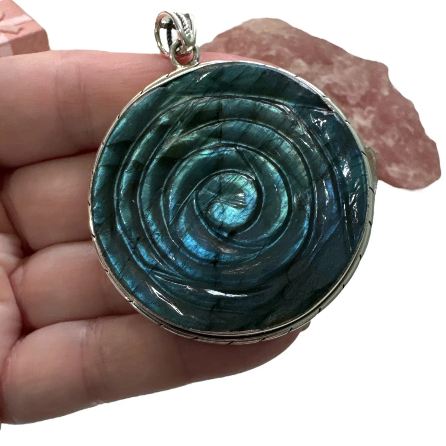 ROSE Carved Labradorite Solid 925 Sterling Silver Pendant