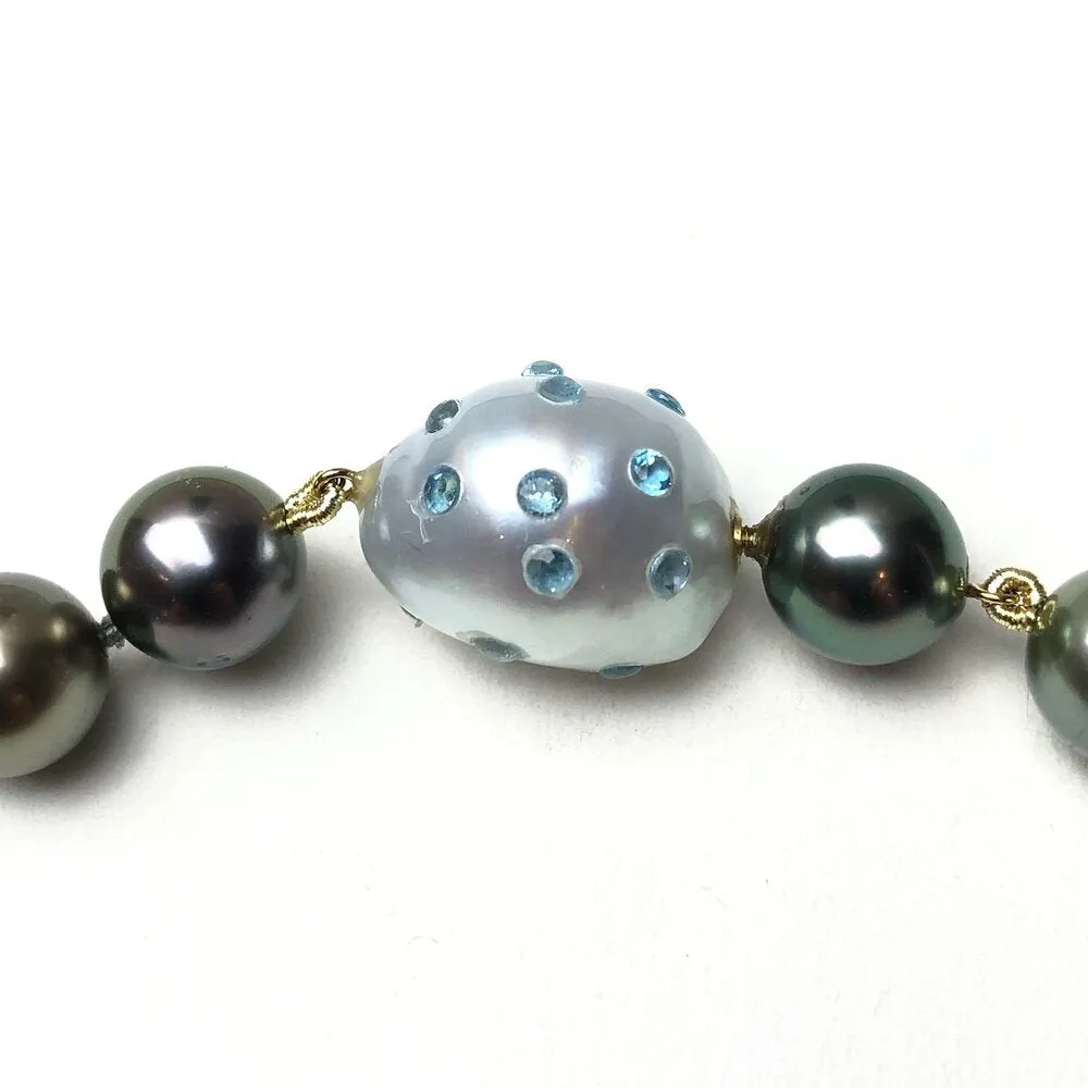 Round Tahitian Pearls with a Gem Tahitian Pearl Clasp