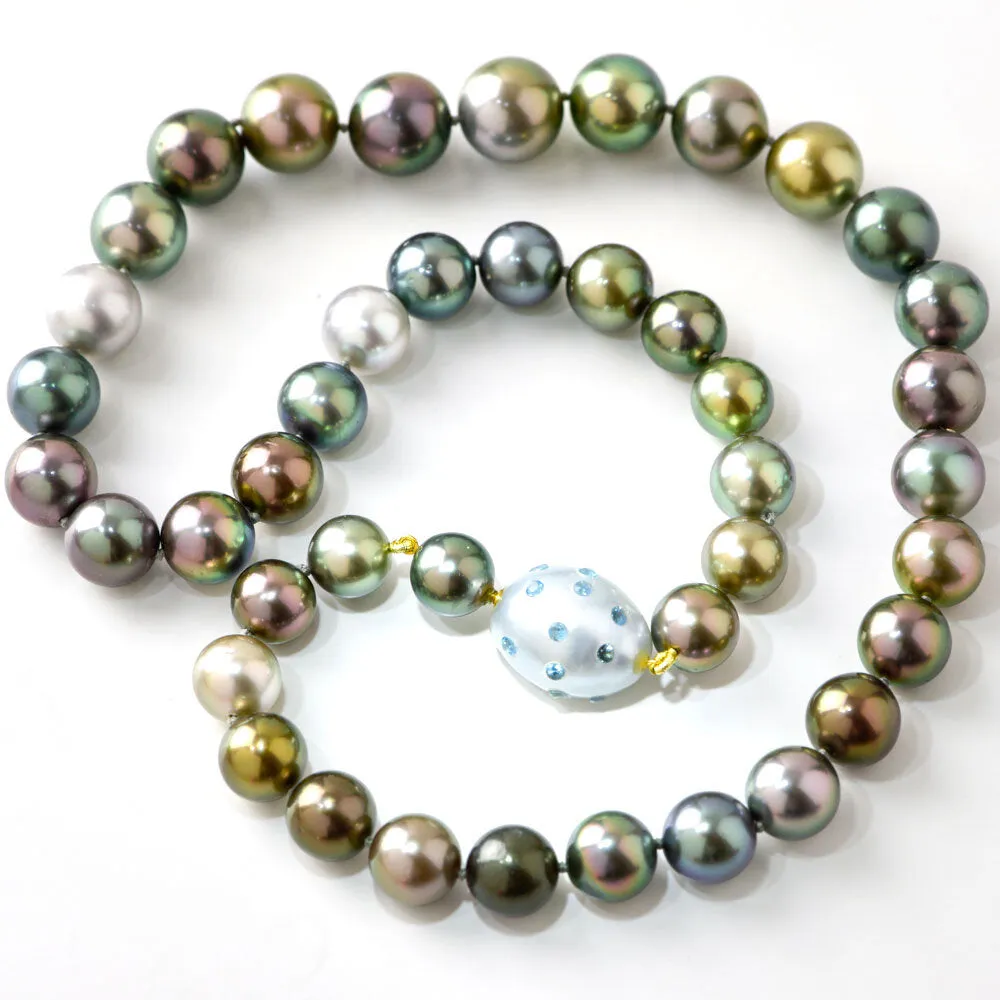 Round Tahitian Pearls with a Gem Tahitian Pearl Clasp