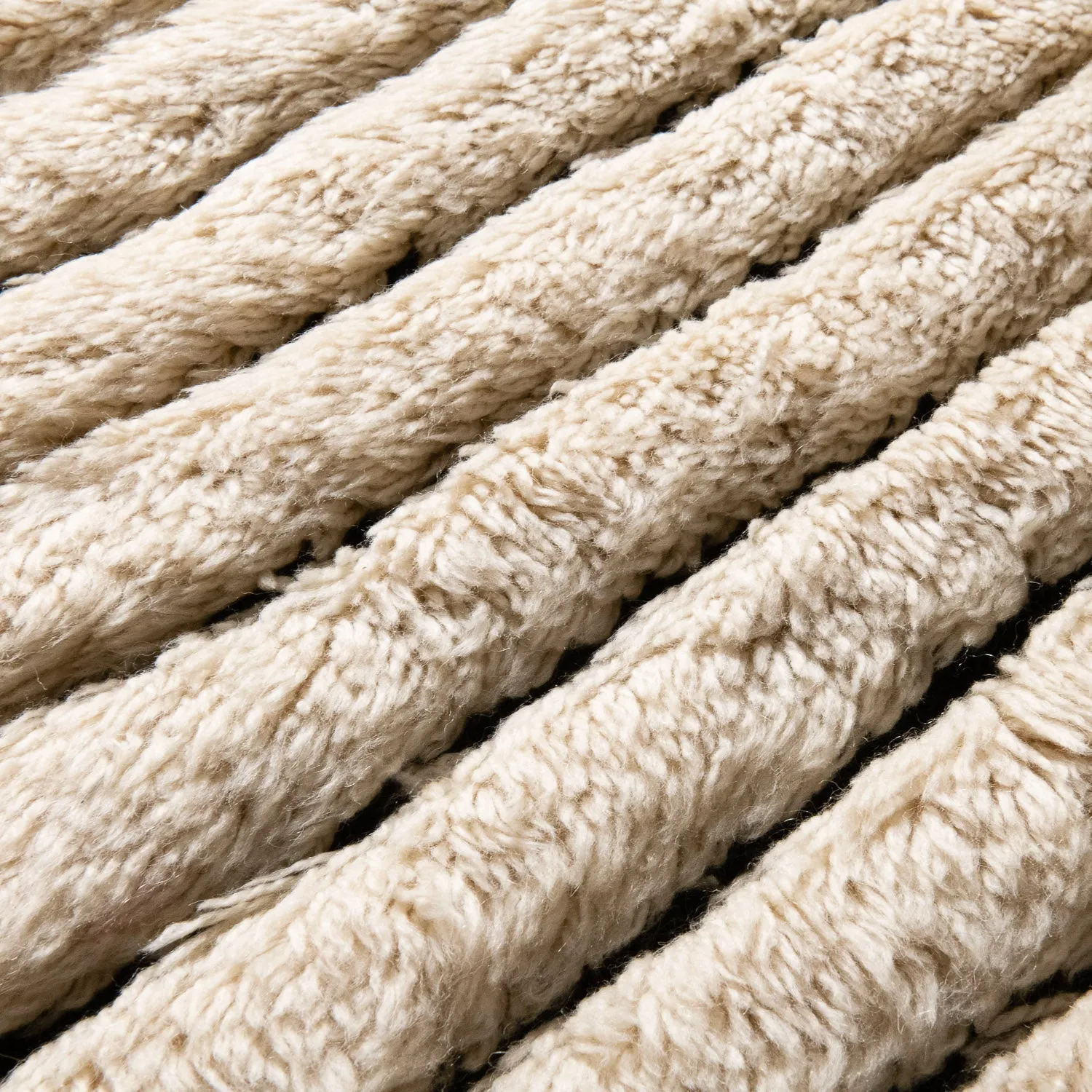 Sanae - Luxury Shag Moroccan Rug